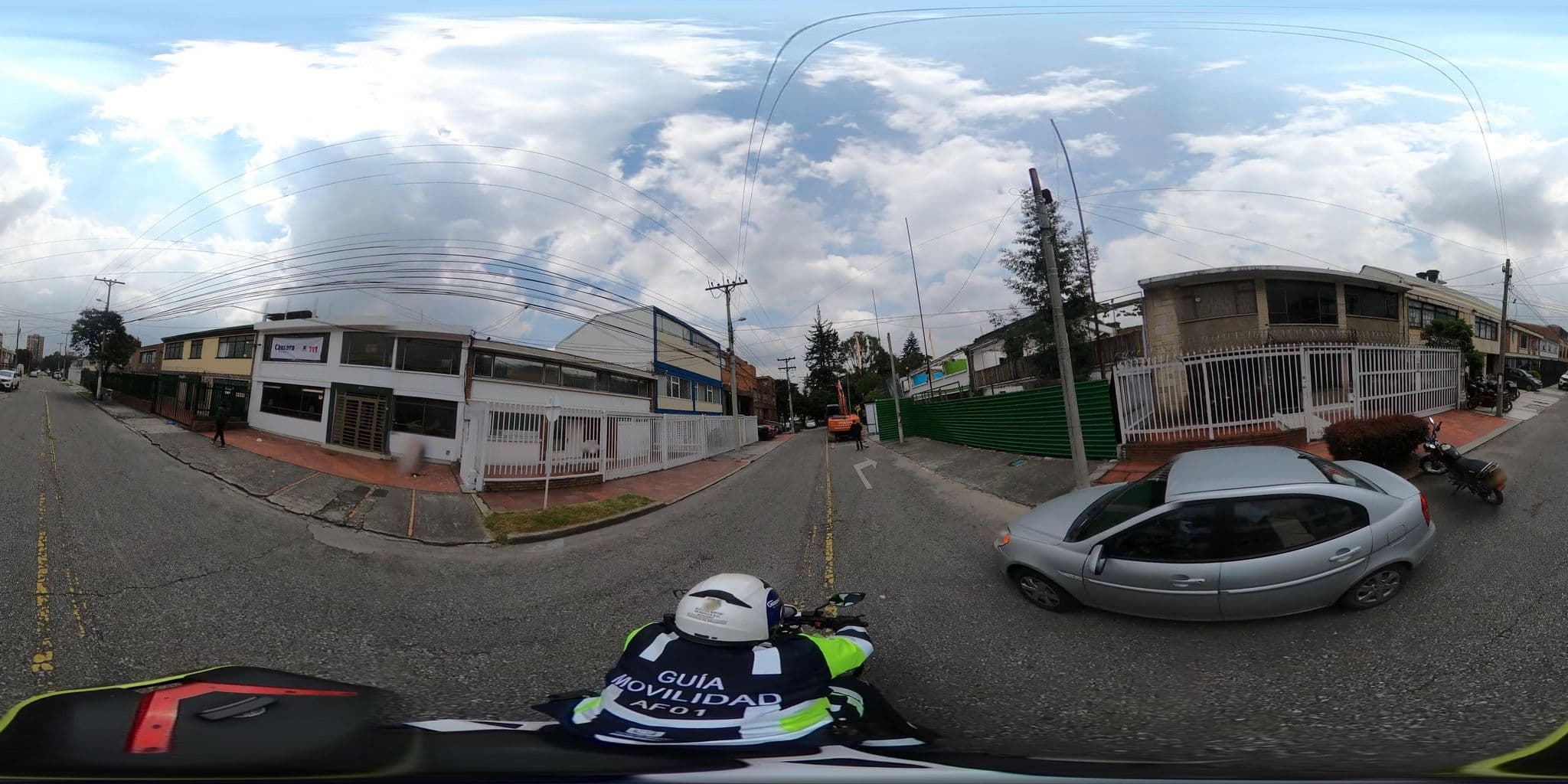 Street view near Hostal Cecilia, Barrio San Luis — © rbolivar (CC BY-SA · Mapillary)