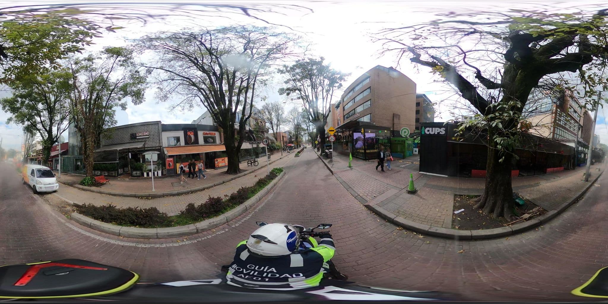 Street view near International Real State S.A., Barrio San Luis — © cgalindop (CC BY-SA · Mapillary)