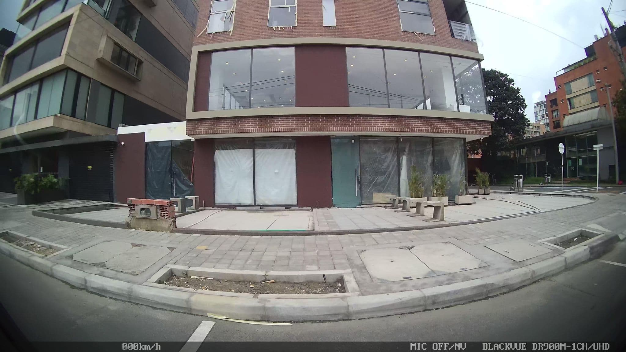 Street view near Casa Hotel Zuetana 93, Barrio San Luis — © kaart_4 (CC BY-SA · Mapillary)