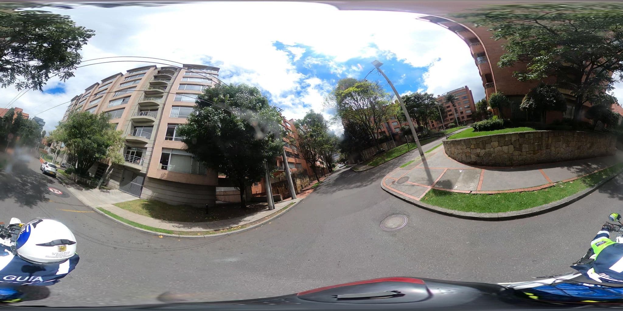 Street view near Operadora Hotelera Quadrifolio S.A, Barrio San Luis — © cgalindop (CC BY-SA · Mapillary)