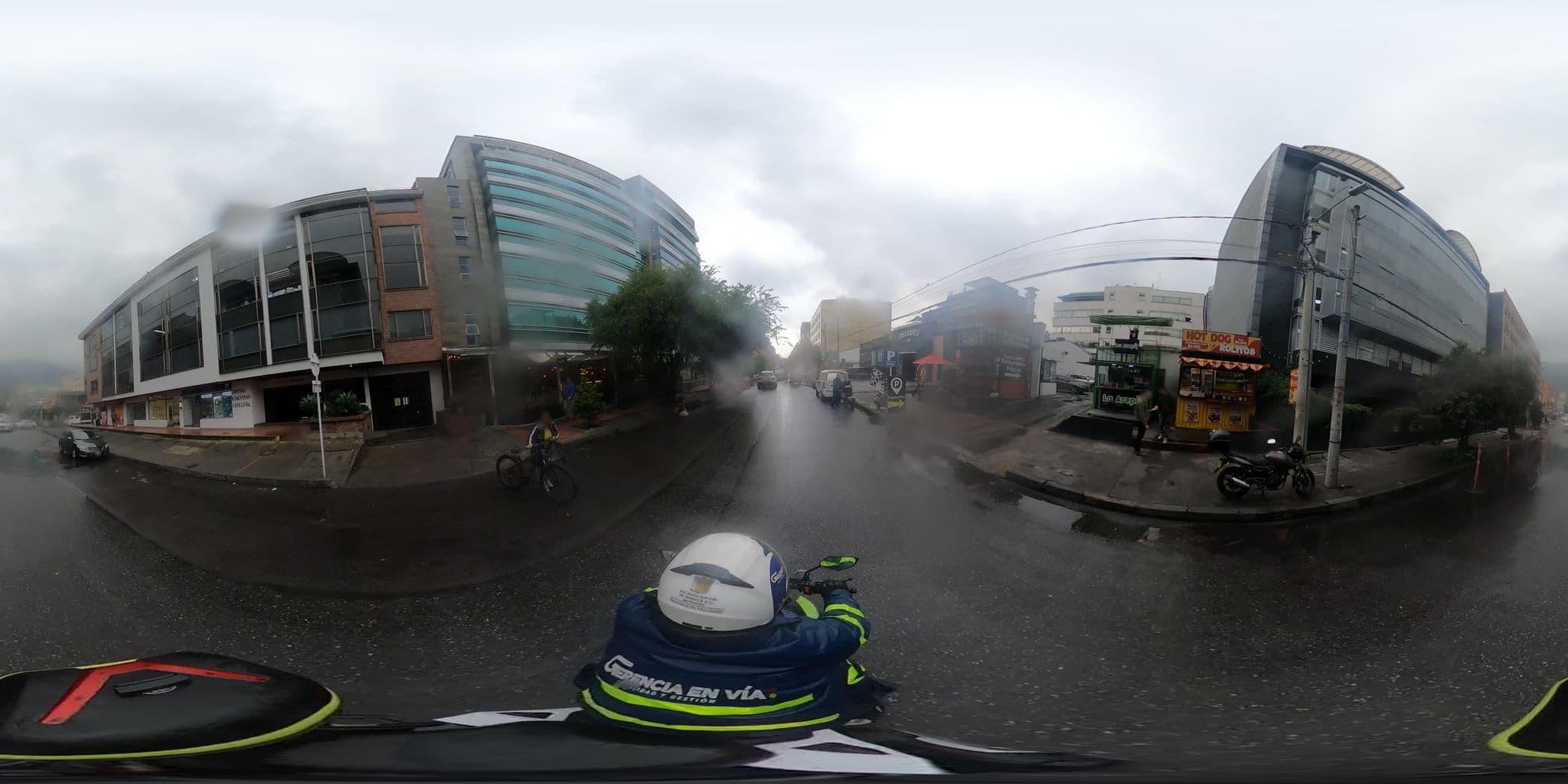 Street view near Hotel Ramada, Barrio San Luis — © cgalindop (CC BY-SA · Mapillary)