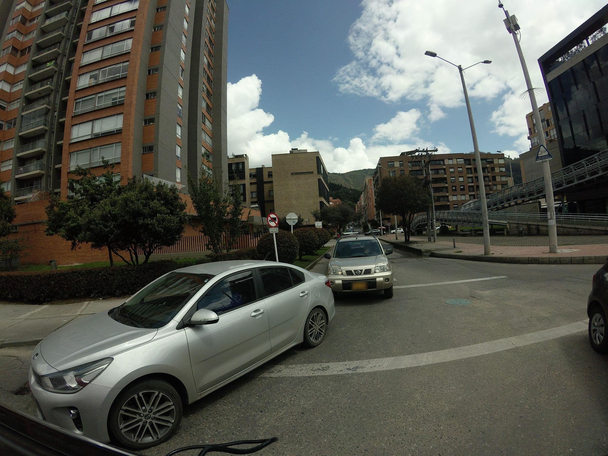 Street view near Condominio Campestre Los Tulipanes, Barrio San Luis — © angoca (CC BY-SA · Mapillary)