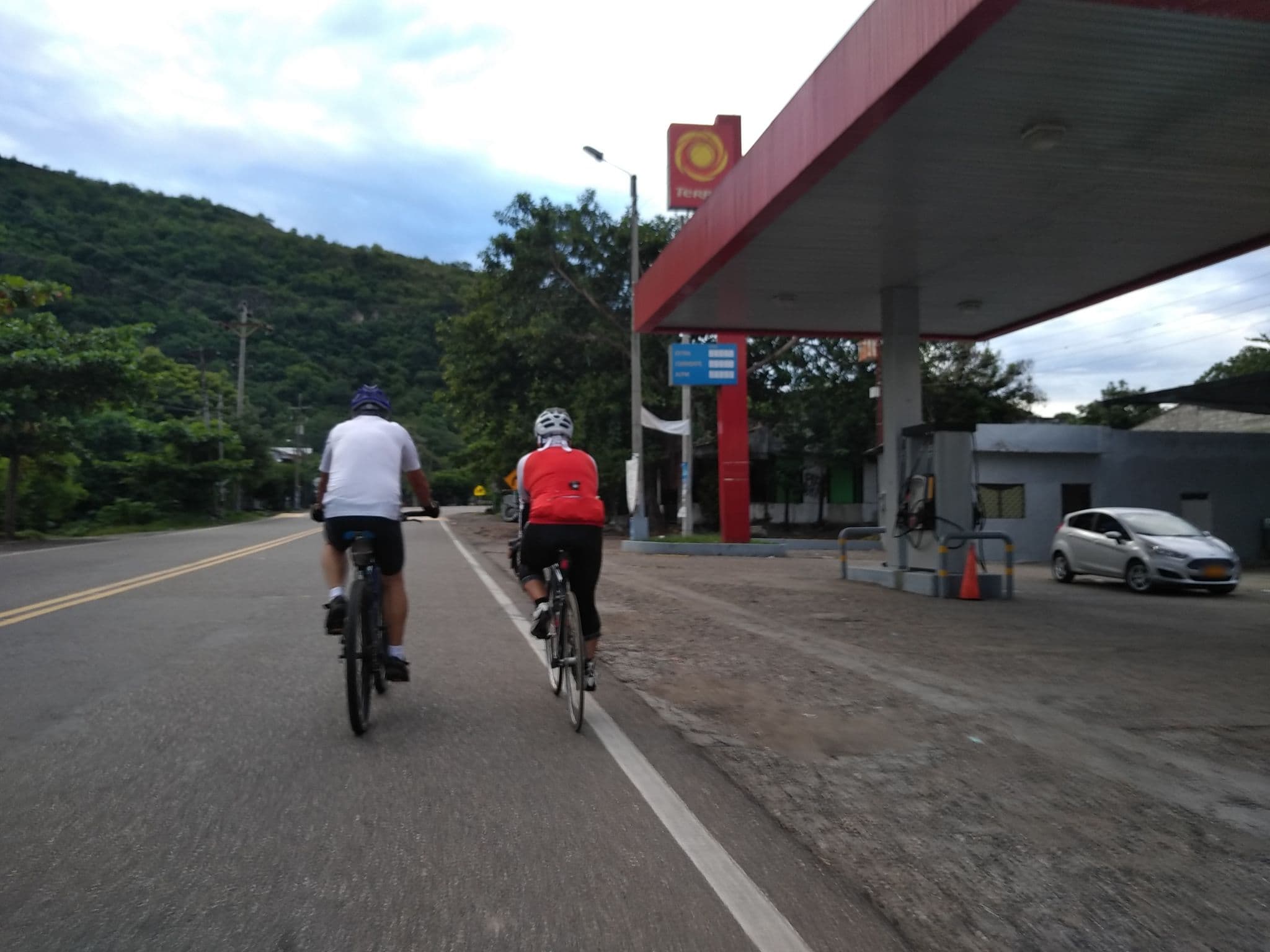 Street view near Astoria's, Honda — © nomadmapper (CC BY-SA · Mapillary)