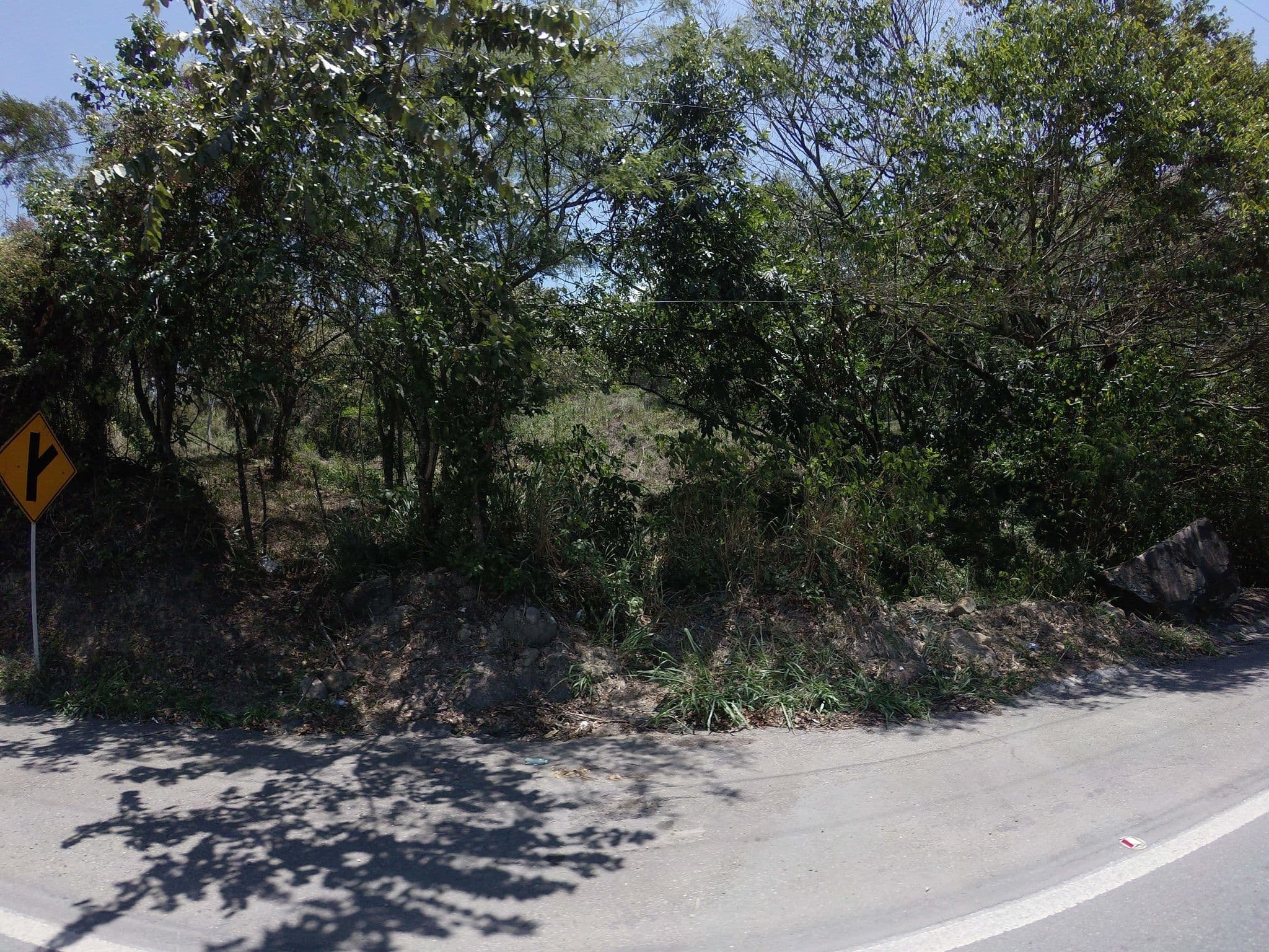 Street view near Cabañas El Mirador, Villeta — © angoca (CC BY-SA · Mapillary)