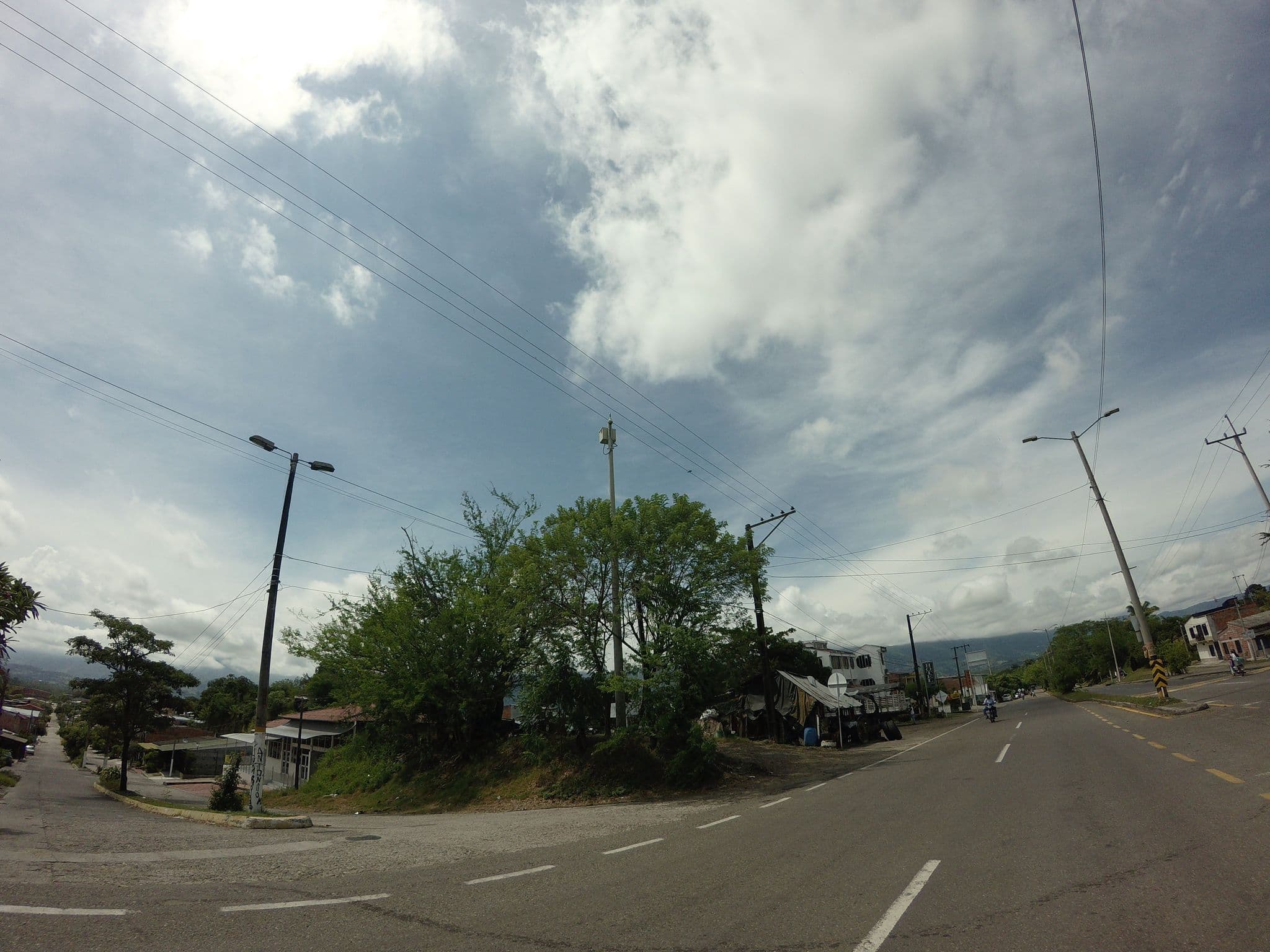 Street view near La Mansión Hotel, La Dorada — © juliancastroz (CC BY-SA · Mapillary)