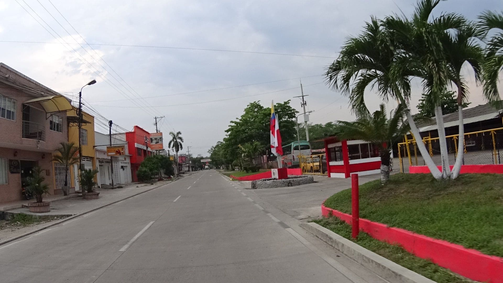 Street view near Hotel Bella Isa, La Dorada — © juliancastroz (CC BY-SA · Mapillary)