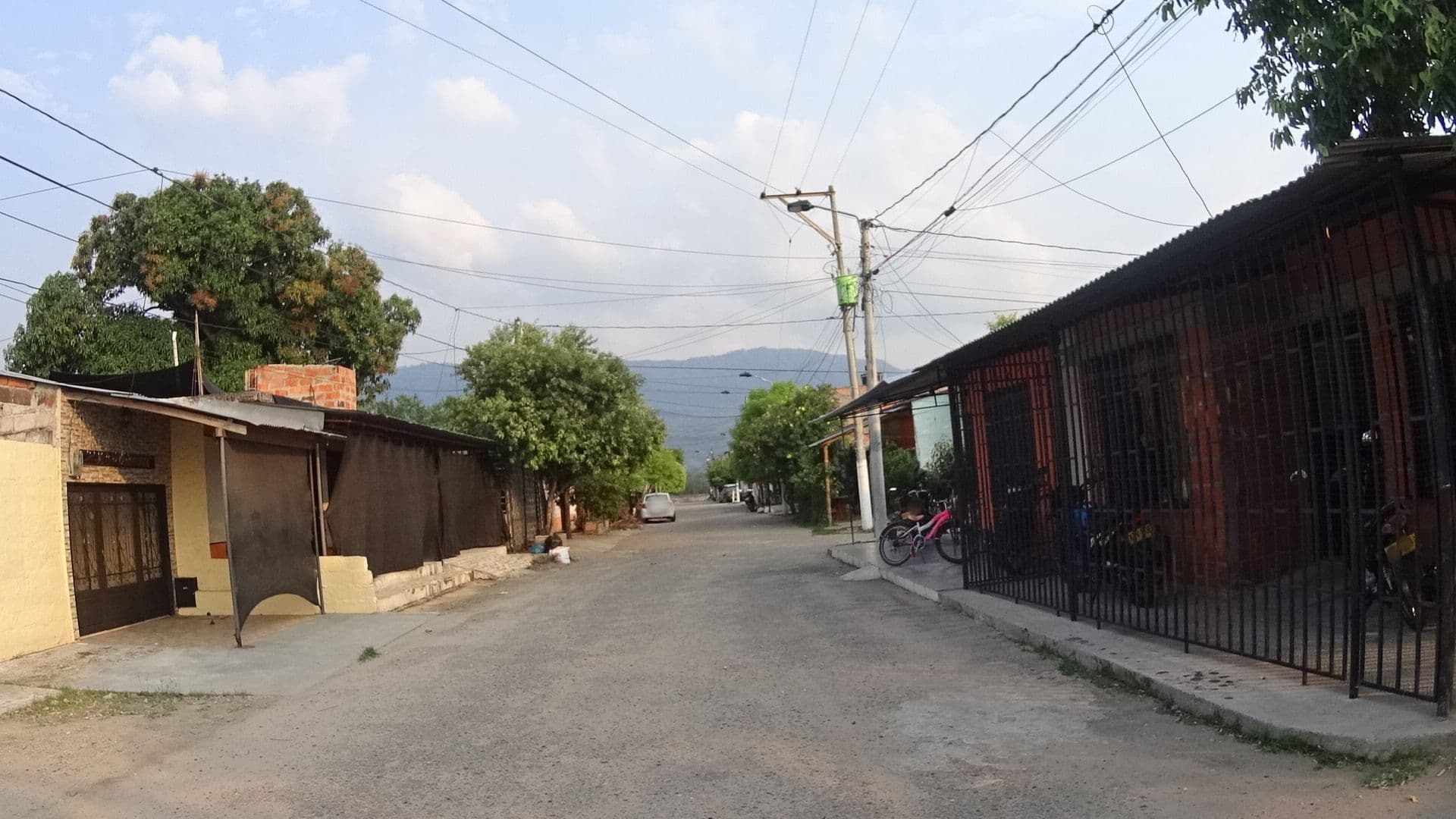 Street view near Brisas Del Magdalena, La Dorada — © juliancastroz (CC BY-SA · Mapillary)