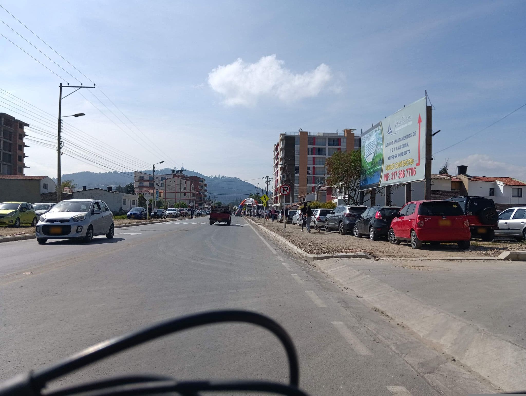 Street view near Hotel Casa Grande Real, Paipa — © leogiga (CC BY-SA · Mapillary)