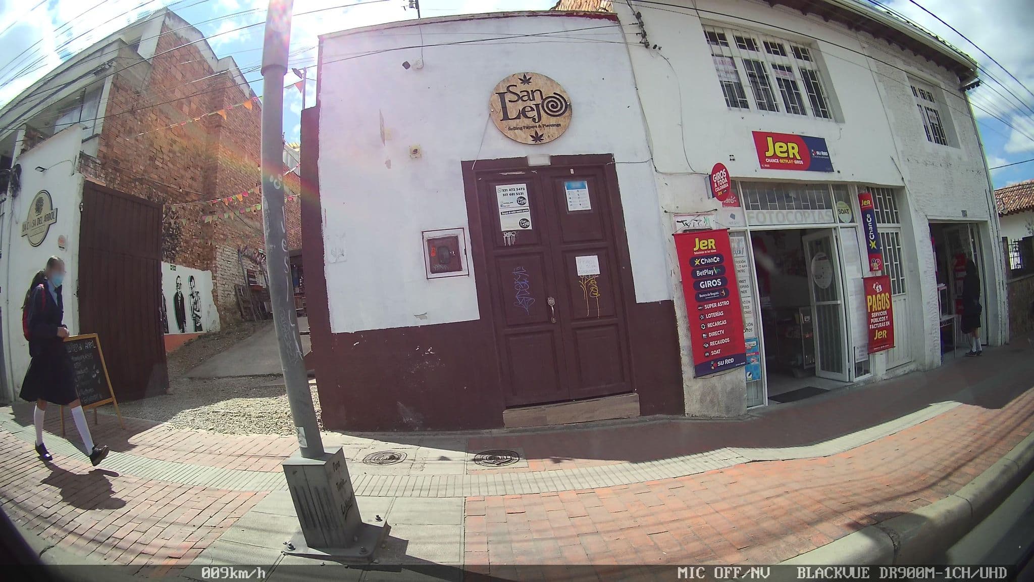 Street view near Hotel Salamandra Tunja, Tunja — © kaart_2 (CC BY-SA · Mapillary)
