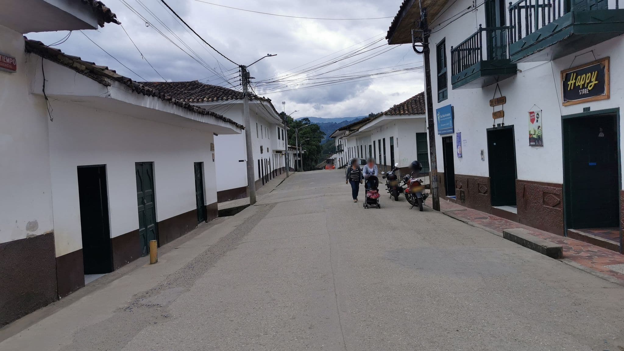Street view near Hotel De Tenza, Tenza — © xioespitia45 (CC BY-SA · Mapillary)
