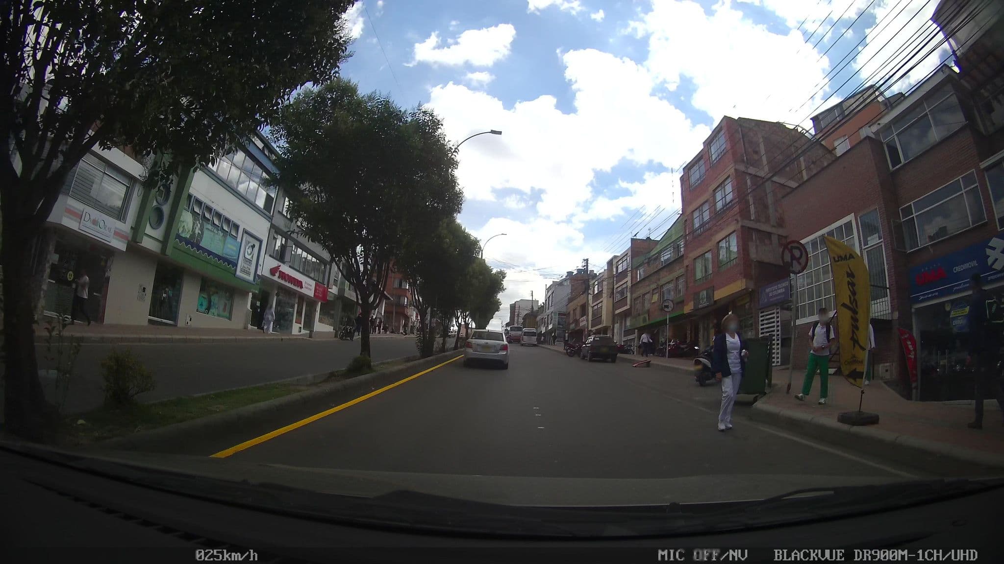 Street view near Hotel Zafiro Plaza, Tunja — © kaart_4 (CC BY-SA · Mapillary)