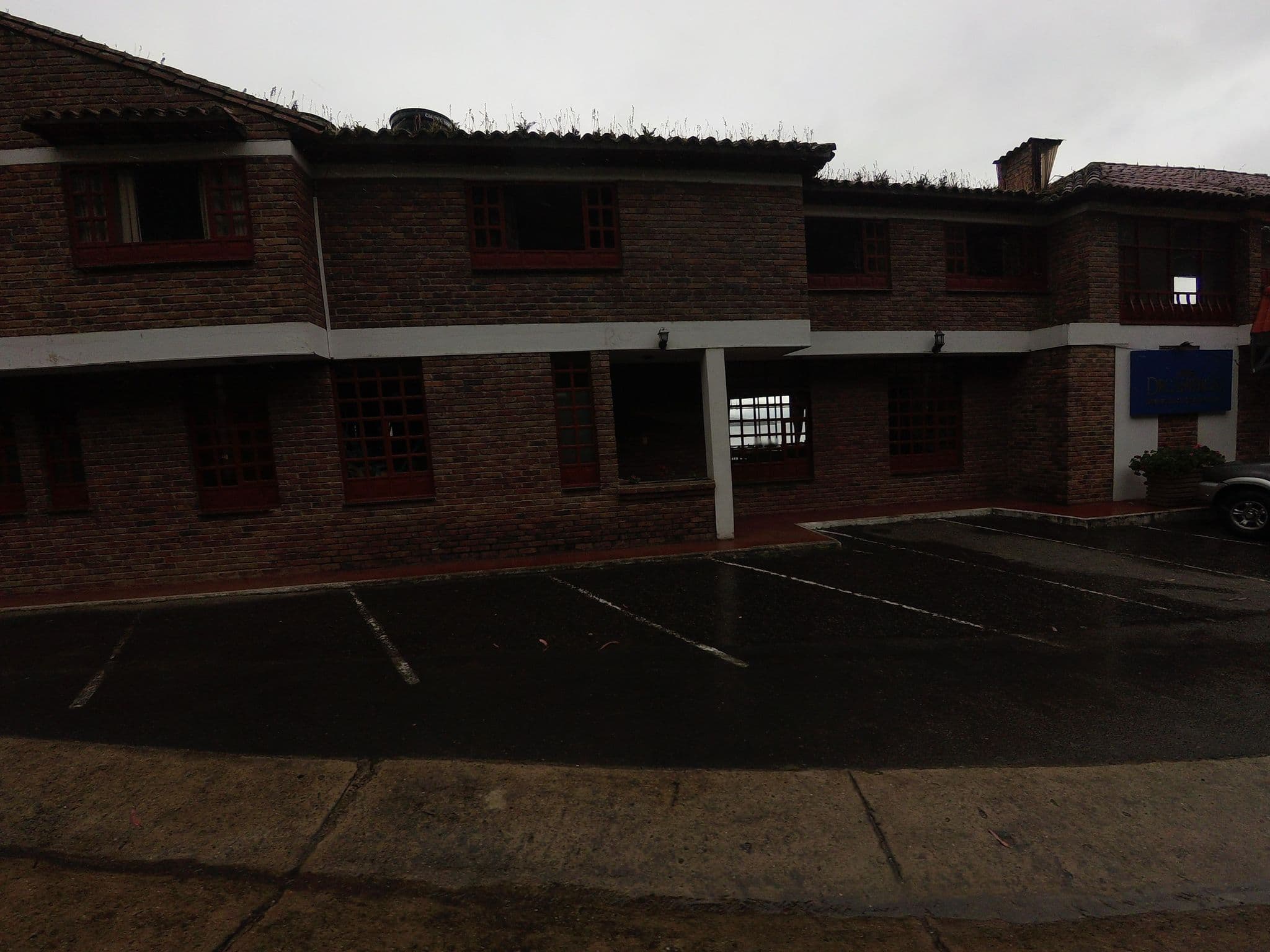 Street view near Hotel Sana Ines, Aquitania — © angoca (CC BY-SA · Mapillary)