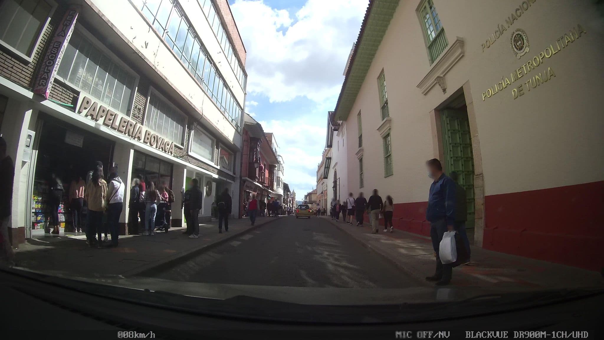Street view near Hosteria San Carlos, Tunja — © kaart_4 (CC BY-SA · Mapillary)