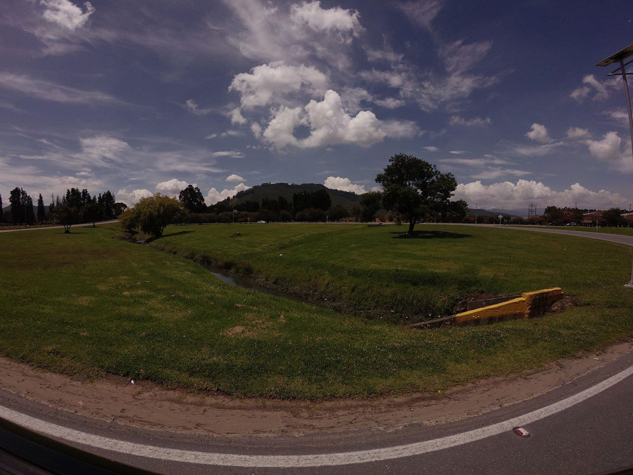 Street view near HOTEL POP ART Tocancipa, Sopó — © angoca (CC BY-SA · Mapillary)