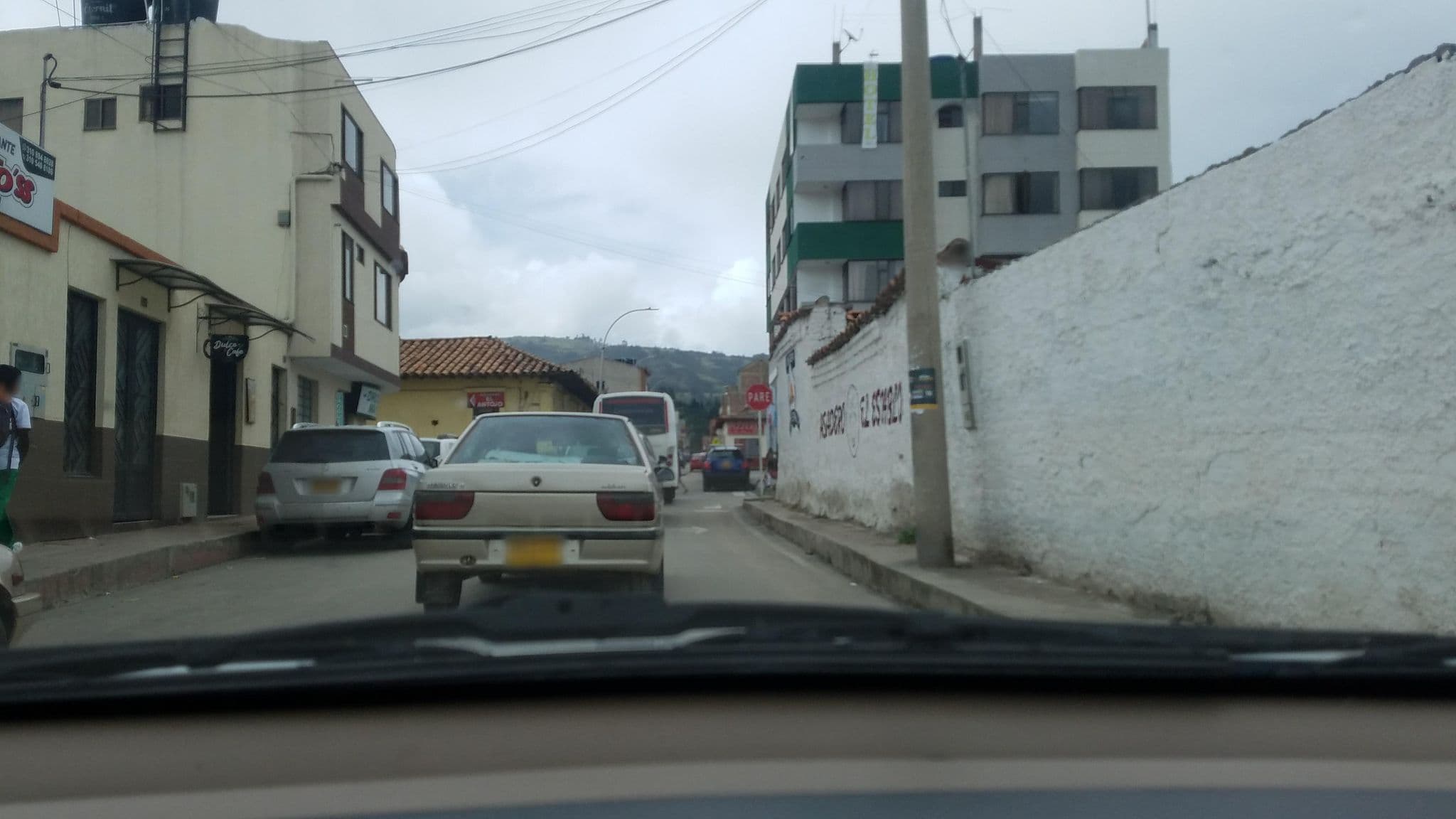 Street view near Hotel Boutique Casa Blanca (Paipa), Paipa — © lucasR (CC BY-SA · Mapillary)
