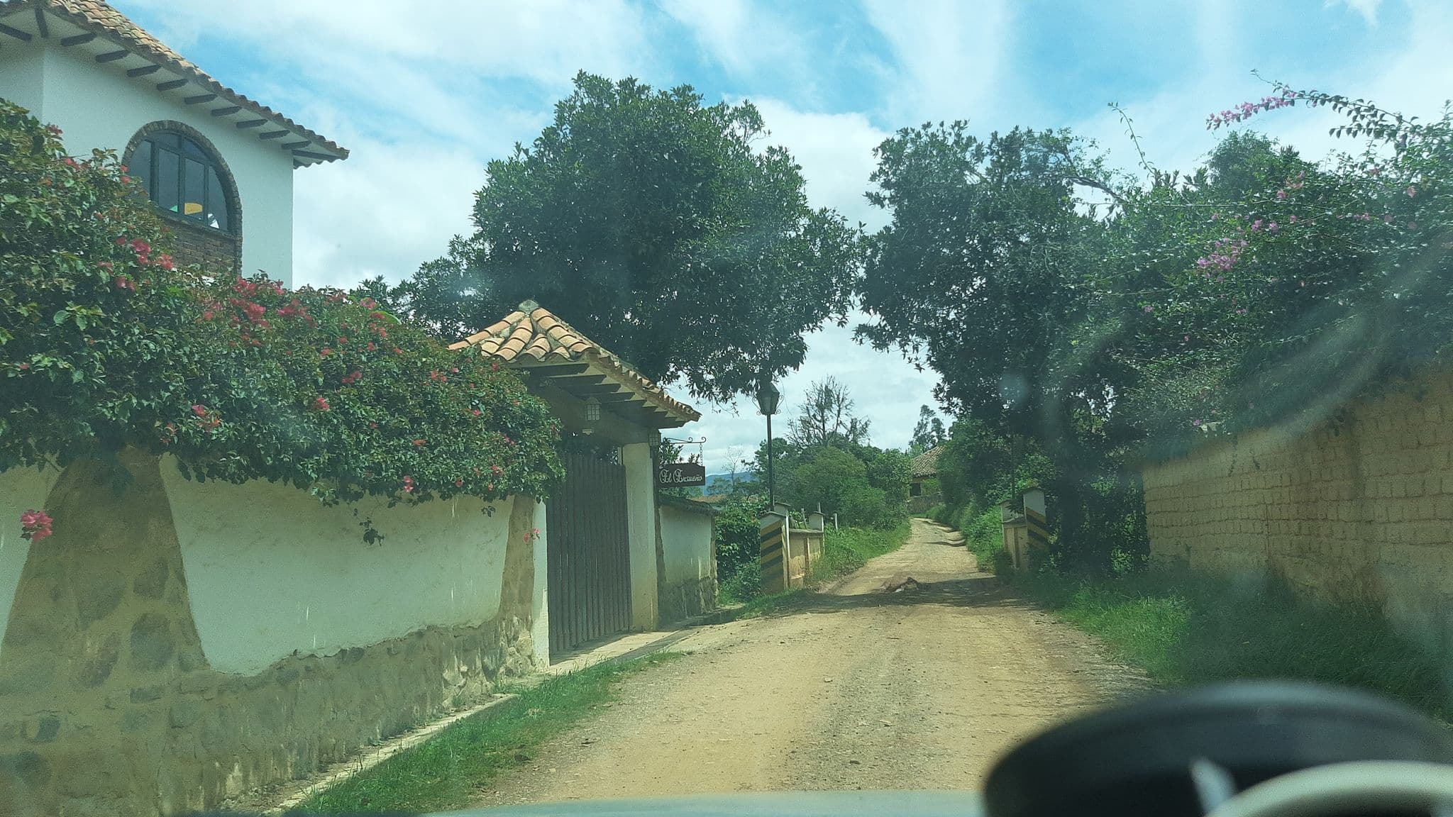 Street view near Casa El Ensueño, Villa de Leyva — © luiscame (CC BY-SA · Mapillary)