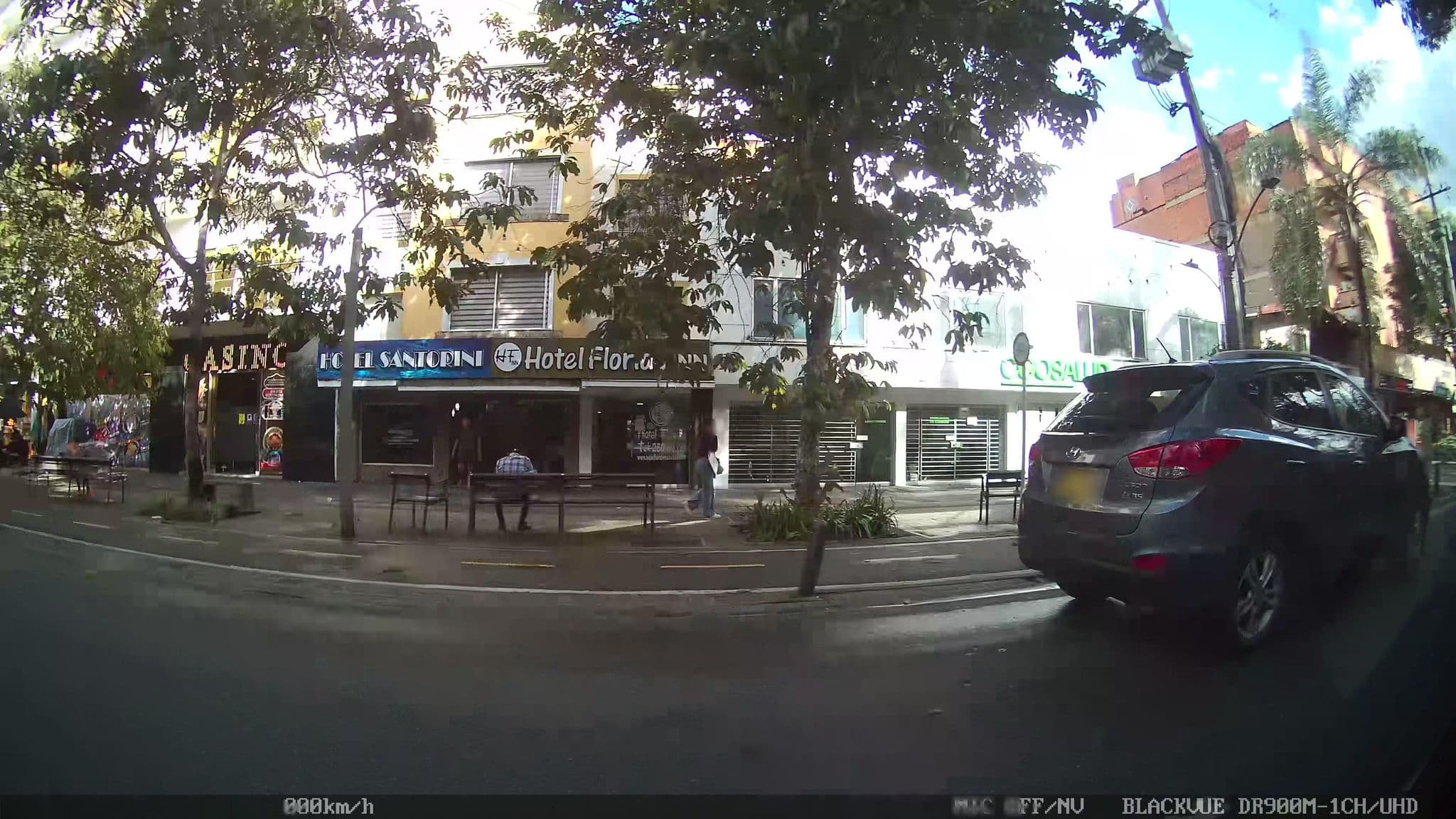 Street view near HOTEL SANTORINI, Medellín — © kaart_4 (CC BY-SA · Mapillary)