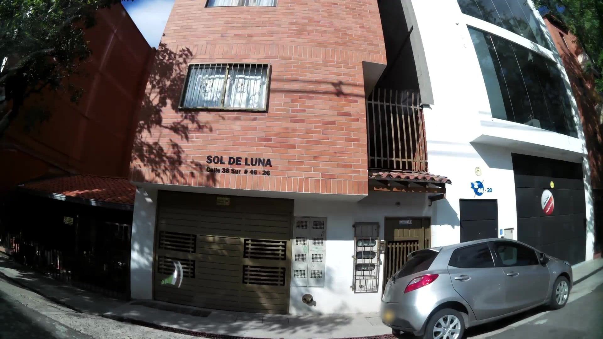 Street view near Arame Hotel, Envigado — © kaartcam (CC BY-SA · Mapillary)