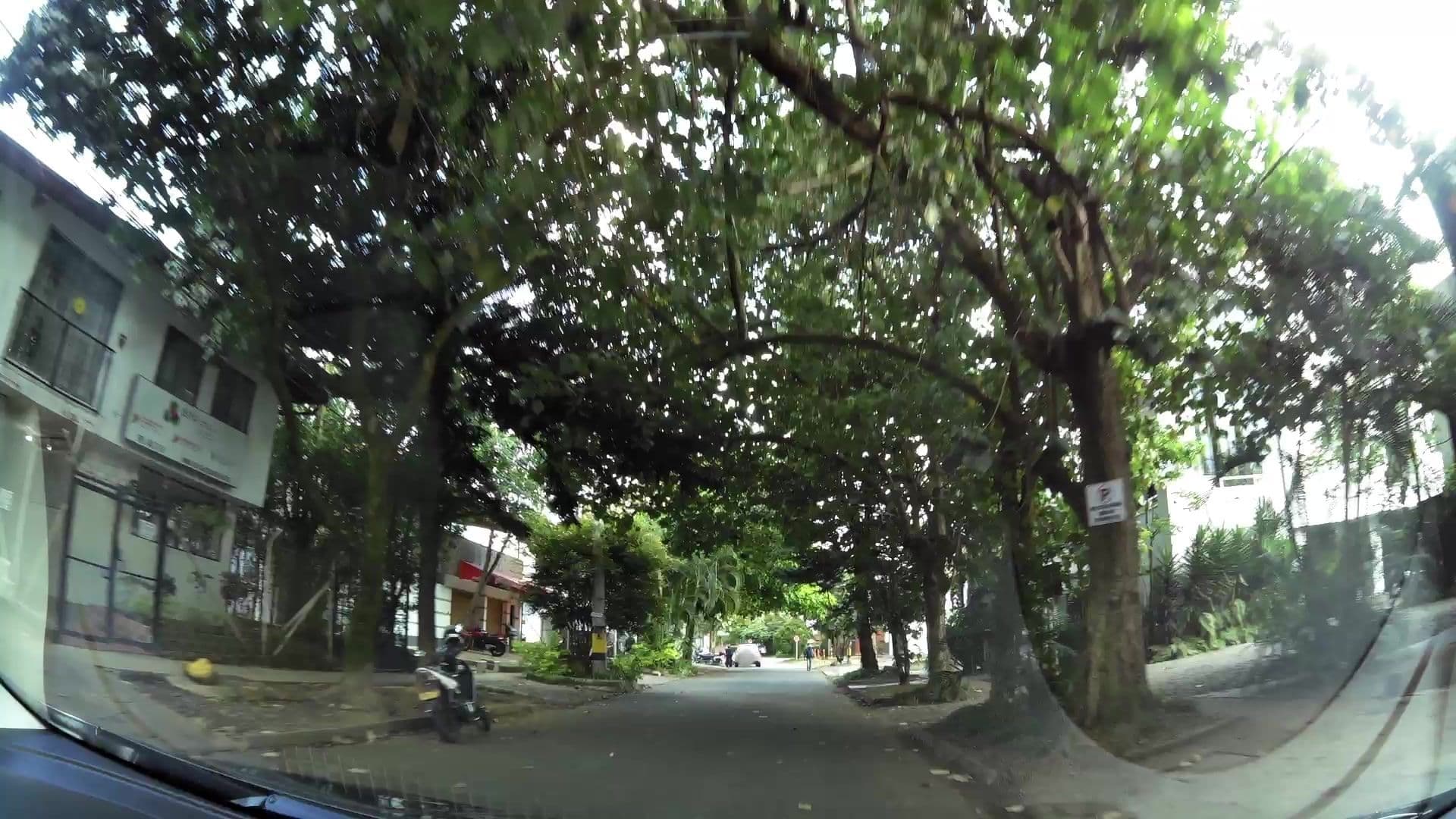 Street view near Hostal Casa Blanca, Itagüí — © kaartcam (CC BY-SA · Mapillary)