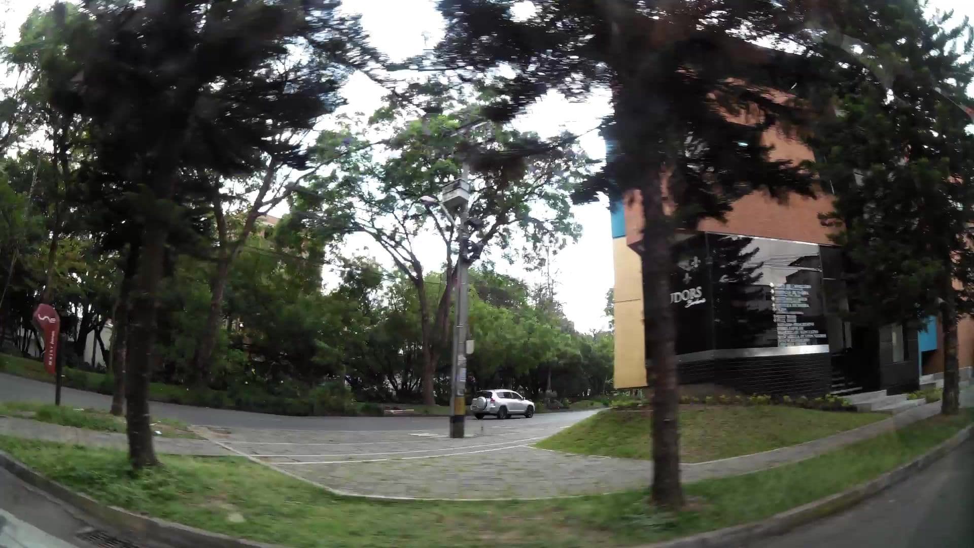 Street view near Hotel Porton Colonial, Medellín — © kaartcam (CC BY-SA · Mapillary)