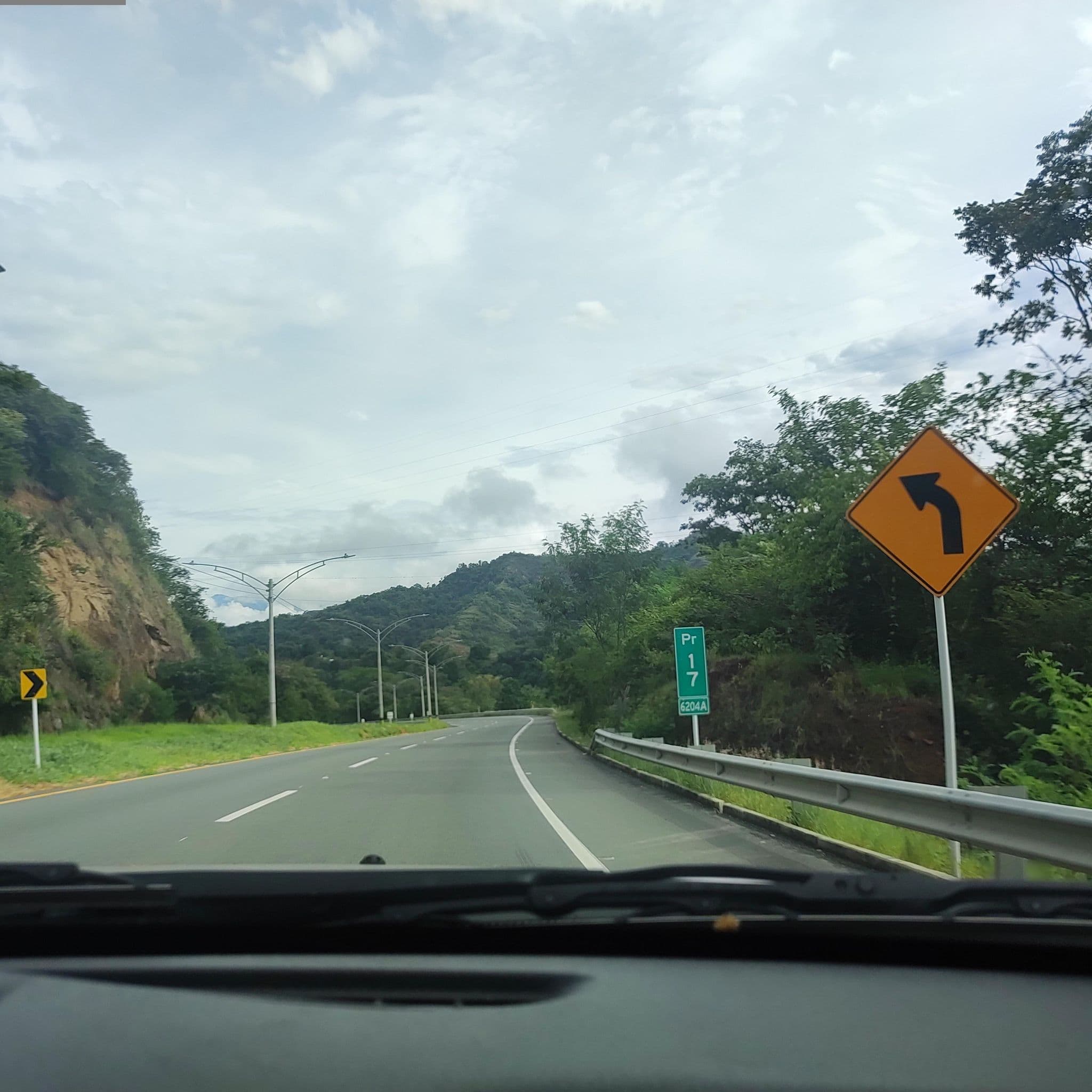 Street view near Dharma, San Jerónimo — © JulySuarezUn (CC BY-SA · Mapillary)
