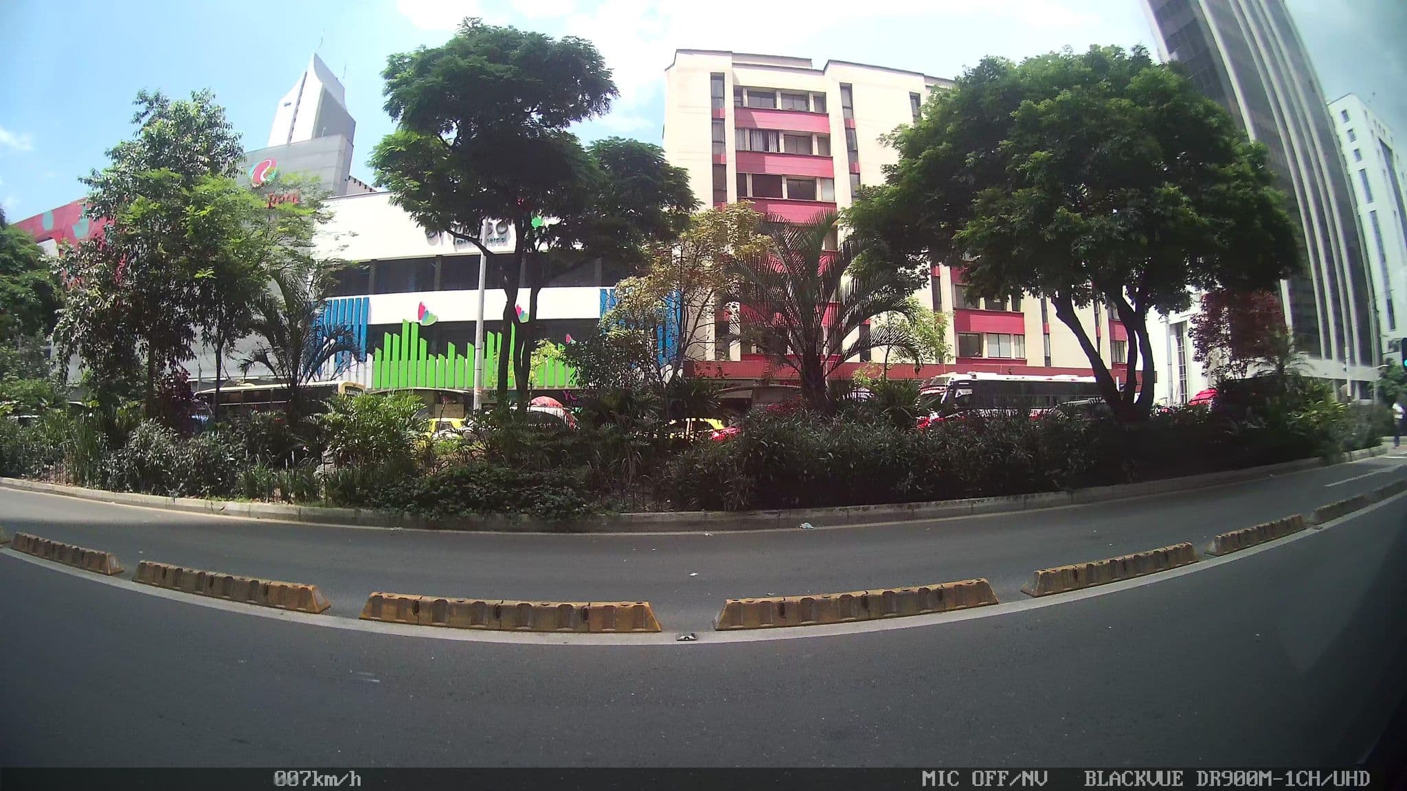 Street view near Hotel Las Lomitas, Medellín — © kaart_4 (CC BY-SA · Mapillary)