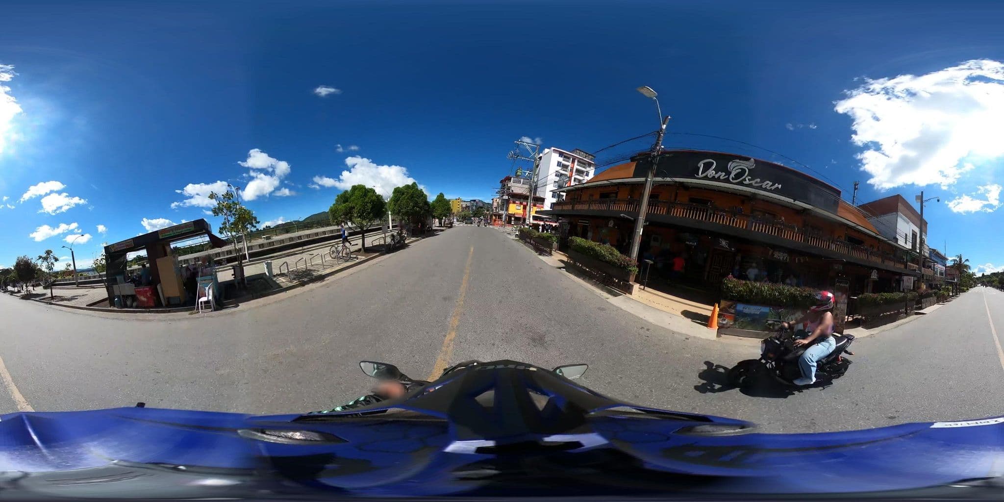 Street view near Bosko, Guatapé — © 360recorrido (CC BY-SA · Mapillary)
