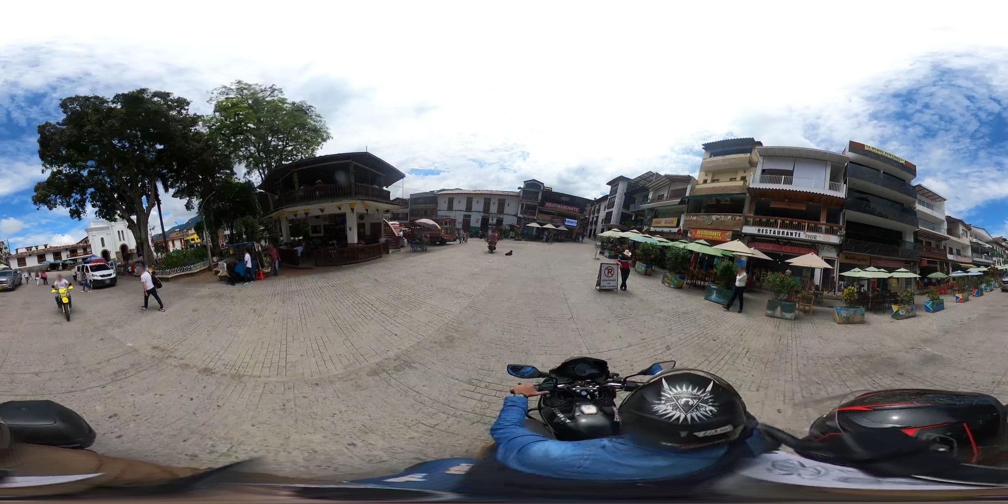 Street view near Hotel Plaza Cocorná, Cocorná — © 360recorrido (CC BY-SA · Mapillary)