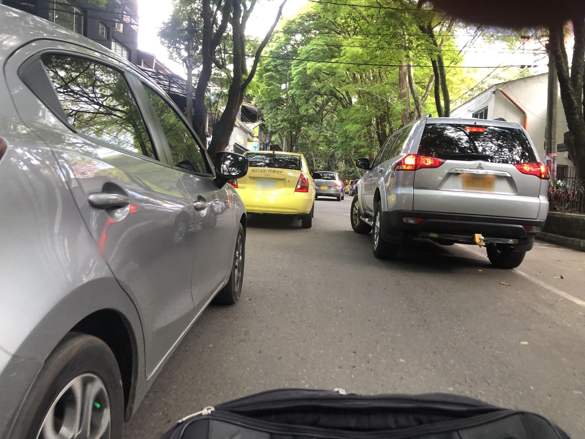 Street view near Apartacho, Medellín — © martinl1212 (CC BY-SA · Mapillary)