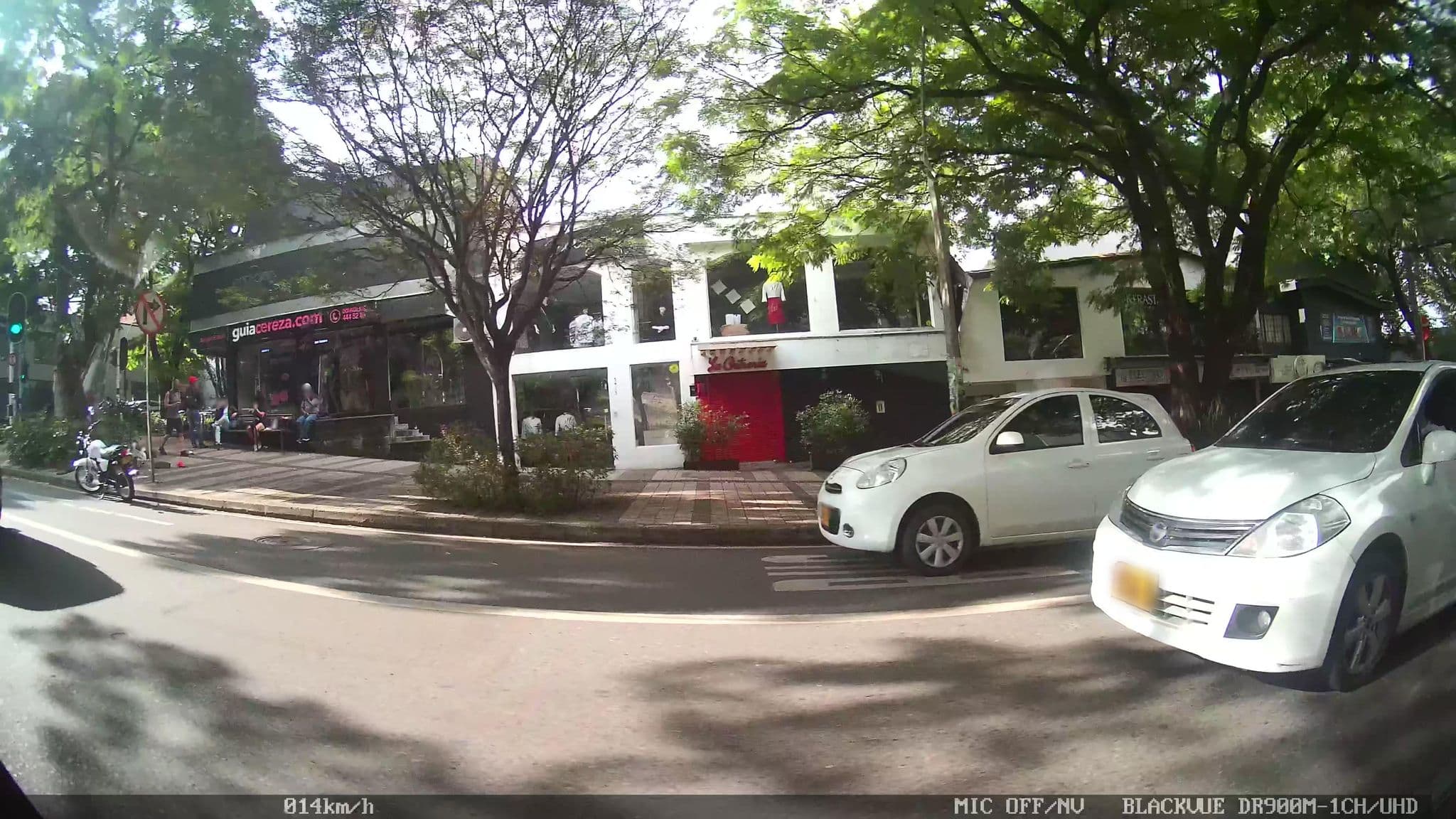 Street view near Nakúa: Stay & Work - Provenza, Medellín — © kaart_4 (CC BY-SA · Mapillary)