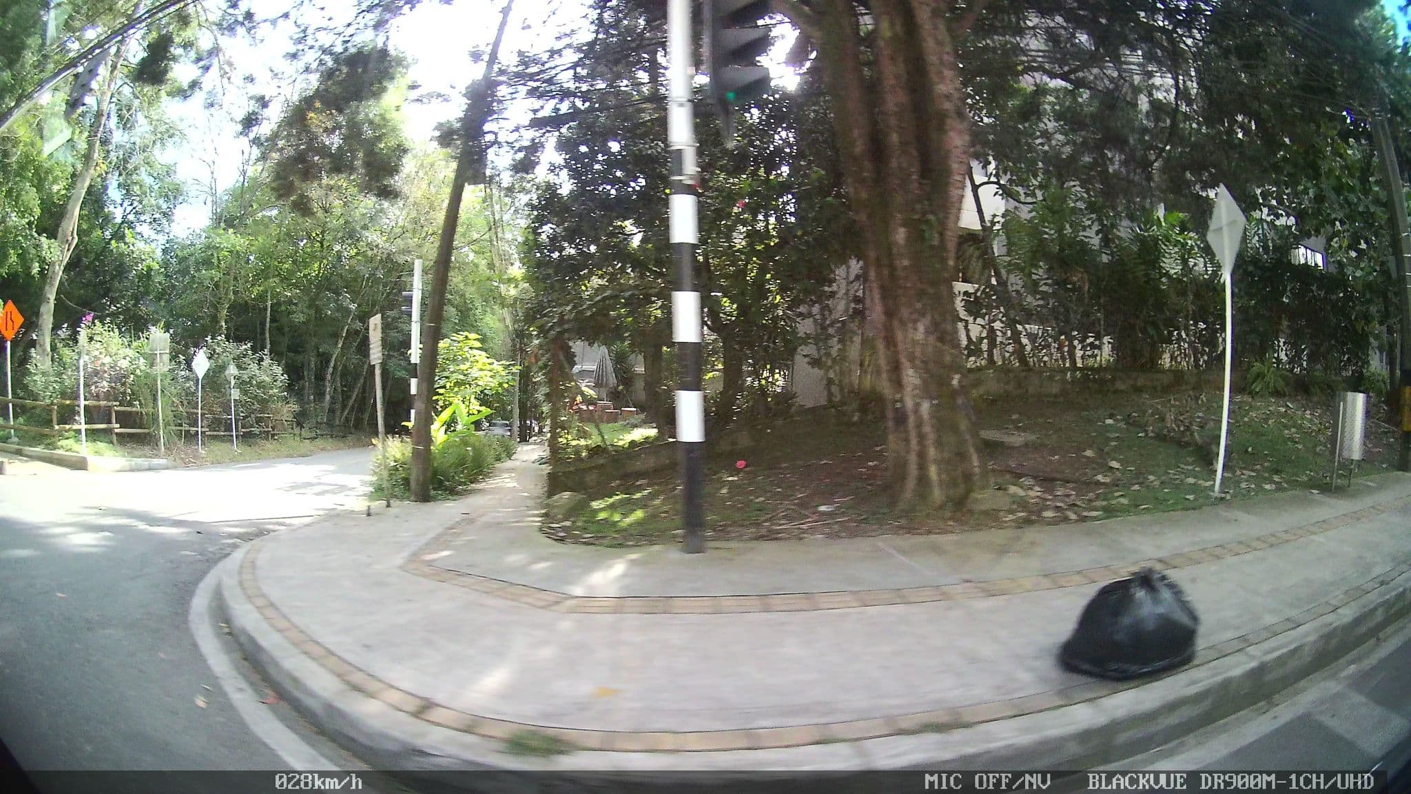 Street view near Apartamentos Blux, Medellín — © kaart_4 (CC BY-SA · Mapillary)