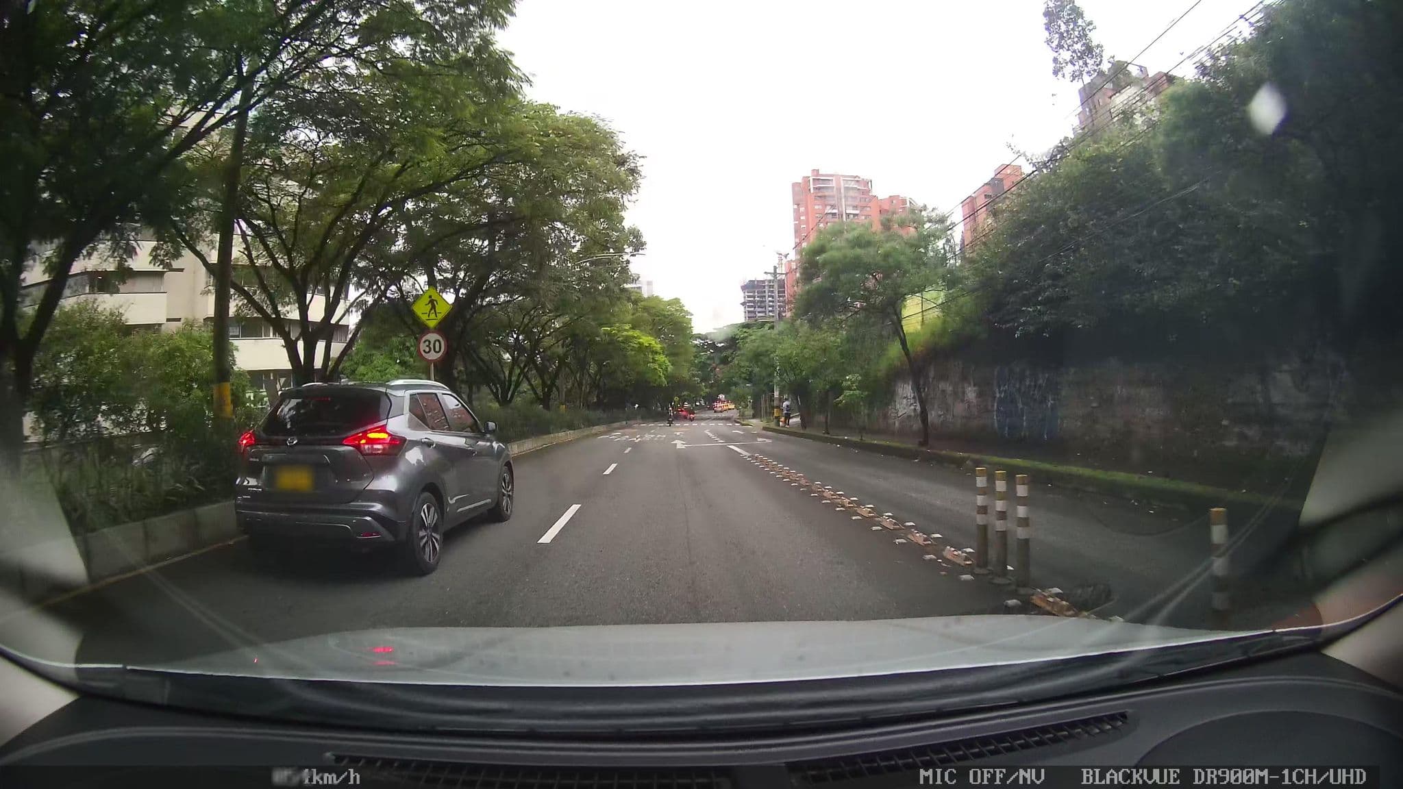 Street view near Poblado, Medellín — © kaart_4 (CC BY-SA · Mapillary)