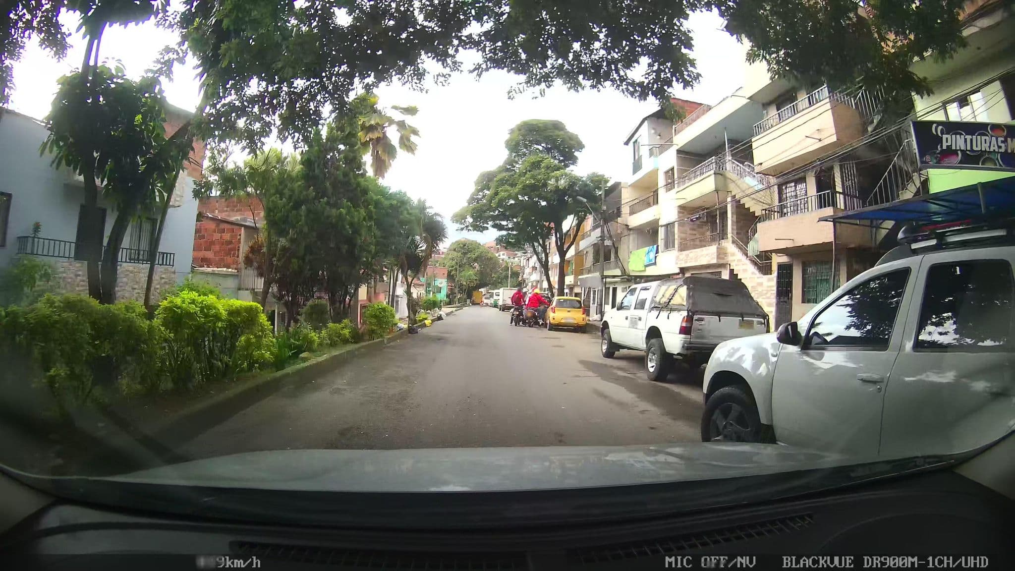 Street view near Travelii, Medellín — © kaart_4 (CC BY-SA · Mapillary)