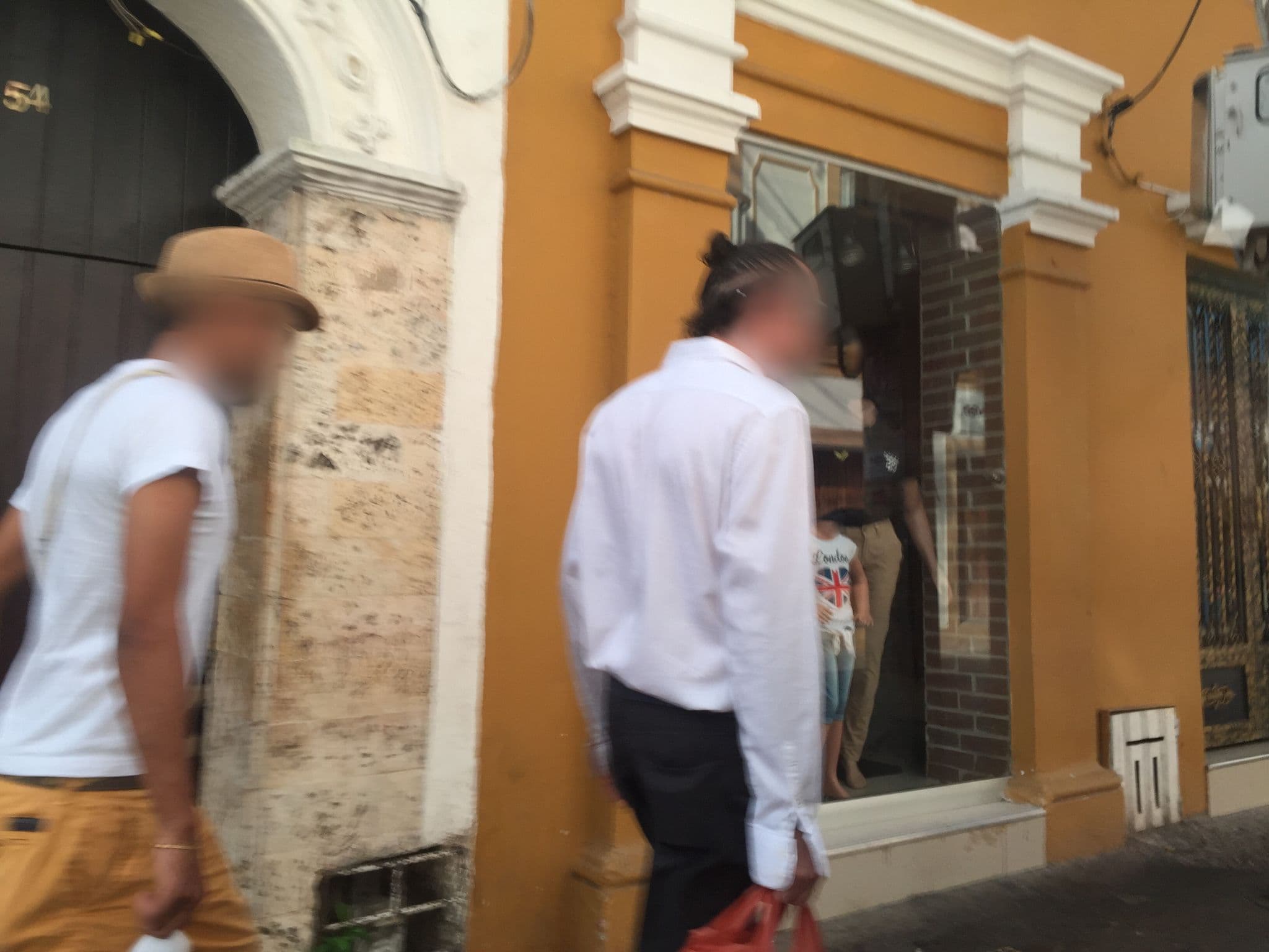 Street view near Hotel casa Alejandria, Cartagena — © nicolas17 (CC BY-SA · Mapillary)