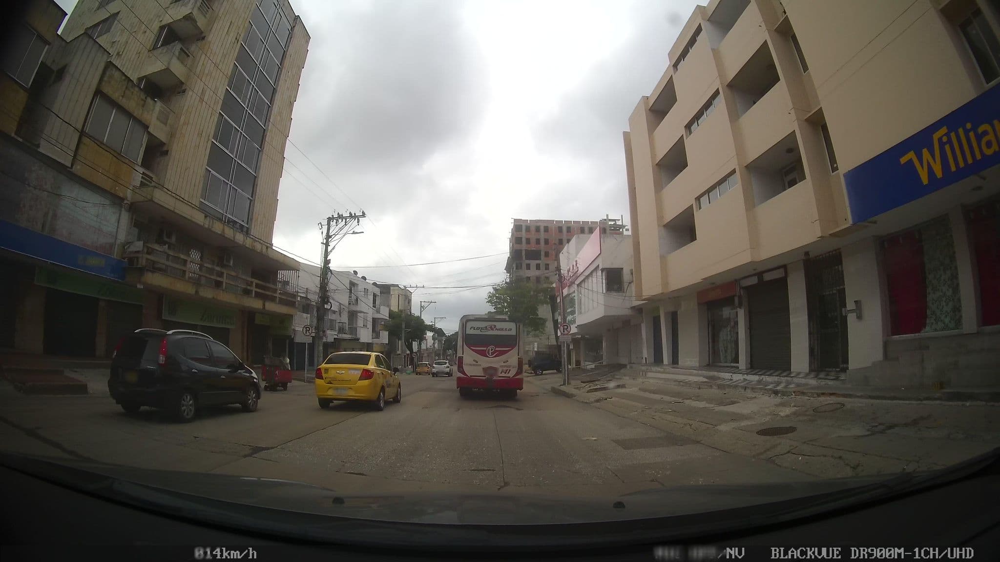 Street view near Hotel Davega, Barranquilla — © kaart_2 (CC BY-SA · Mapillary)