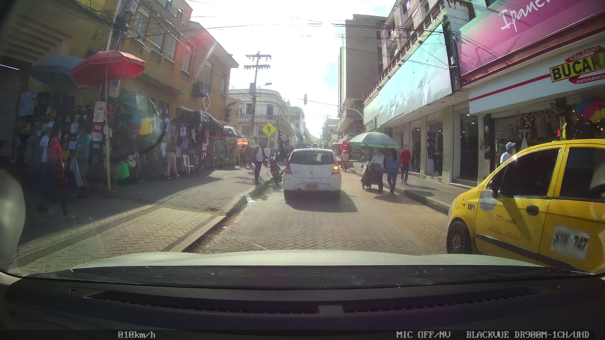 Street view near hotel panamericano, Sincelejo — © kaart_2 (CC BY-SA · Mapillary)
