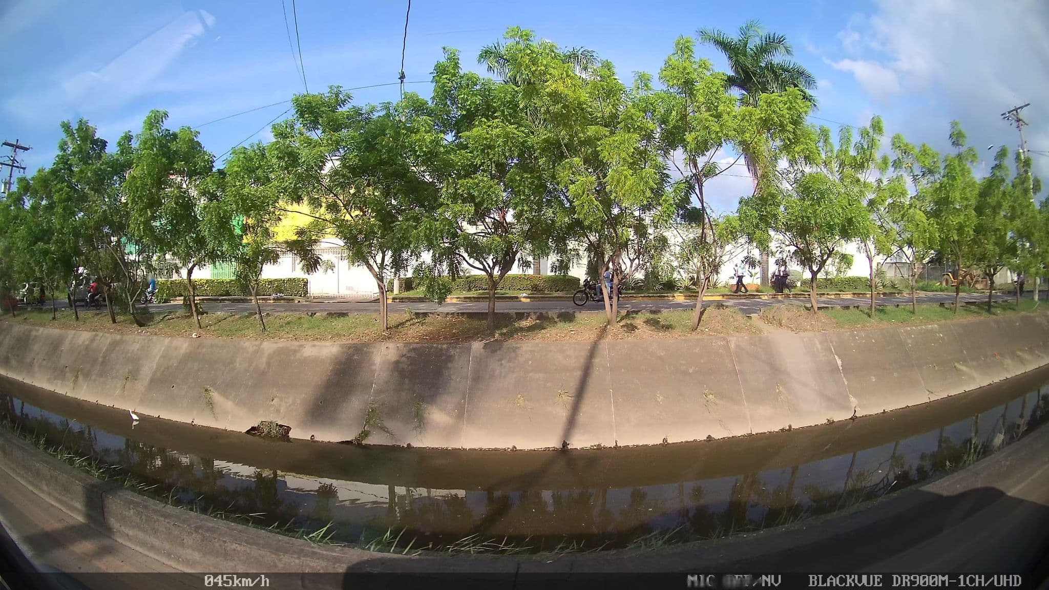 Street view near hotel campanario, Montería — © kaart_2 (CC BY-SA · Mapillary)