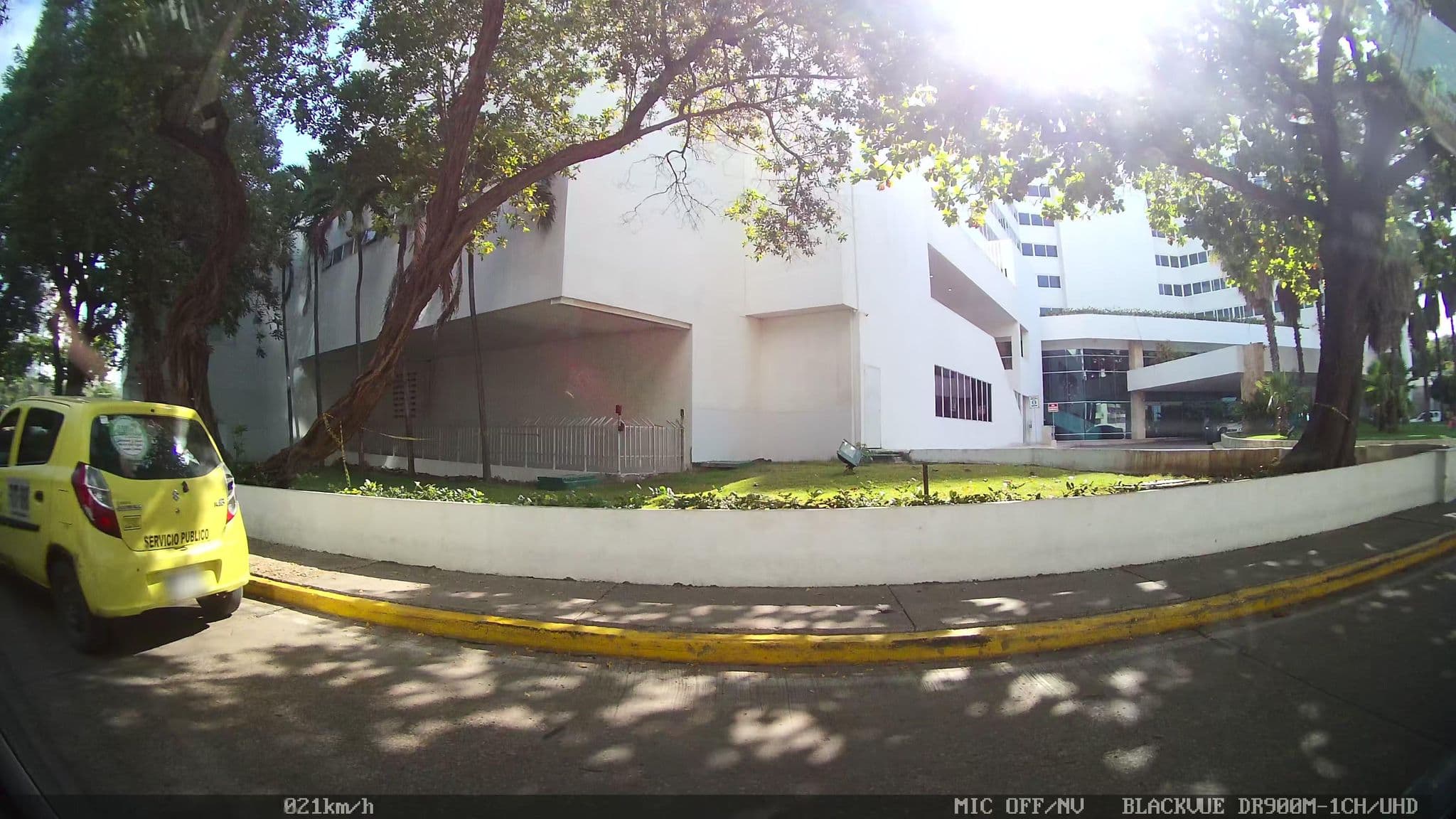 Street view near Hotel Estelar Oceanía, Cartagena — © kaart_2 (CC BY-SA · Mapillary)