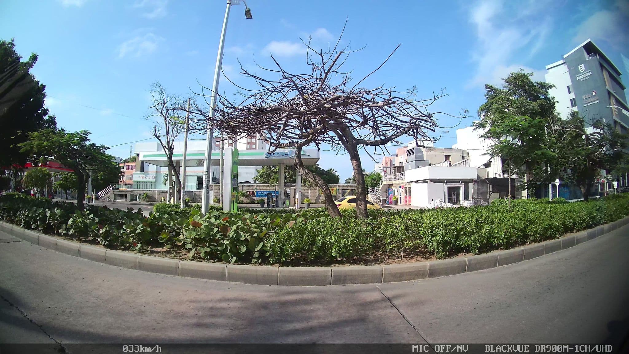 Street view near Hotel Continental ***, Barranquilla — © kaart_2 (CC BY-SA · Mapillary)