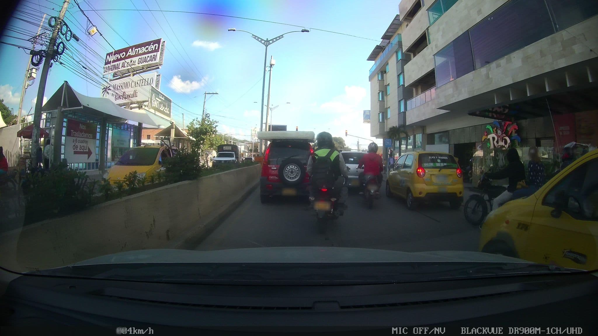 Street view near Hotel Panorama, Sincelejo — © kaart_2 (CC BY-SA · Mapillary)