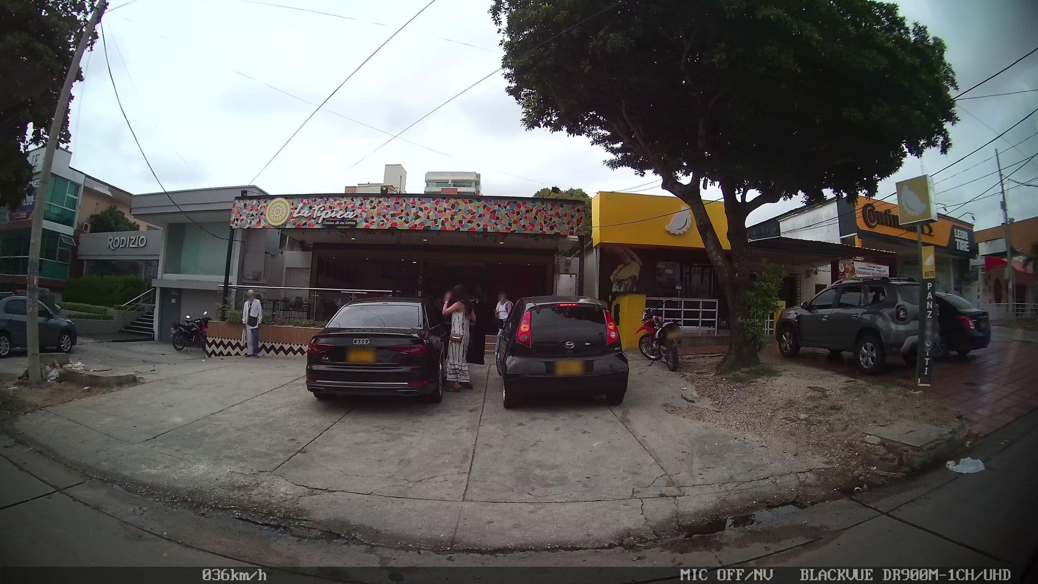 Street view near Hotel Bello Norte, Barranquilla — © kaart_2 (CC BY-SA · Mapillary)