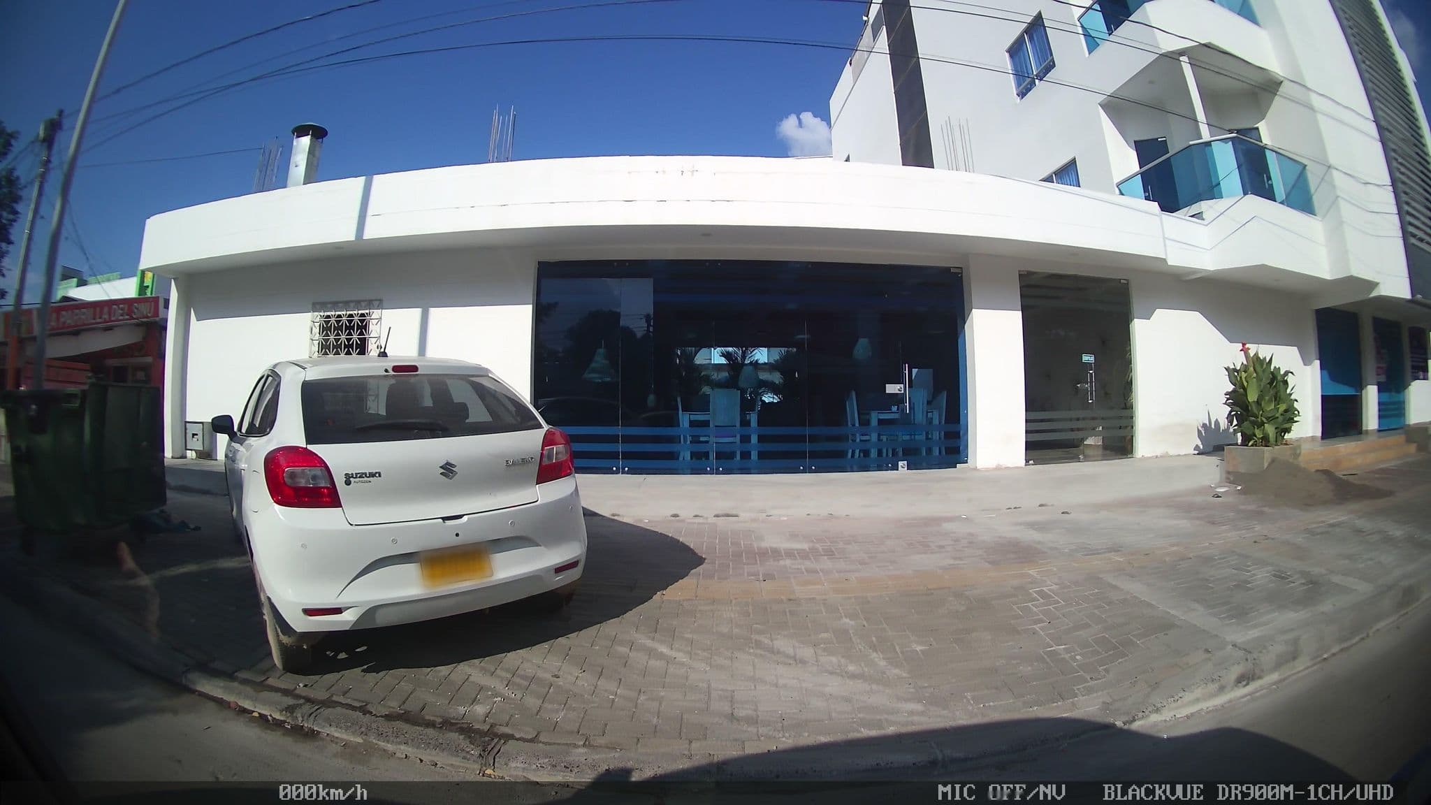 Street view near Hotel Miraval, Montería — © kaart_2 (CC BY-SA · Mapillary)
