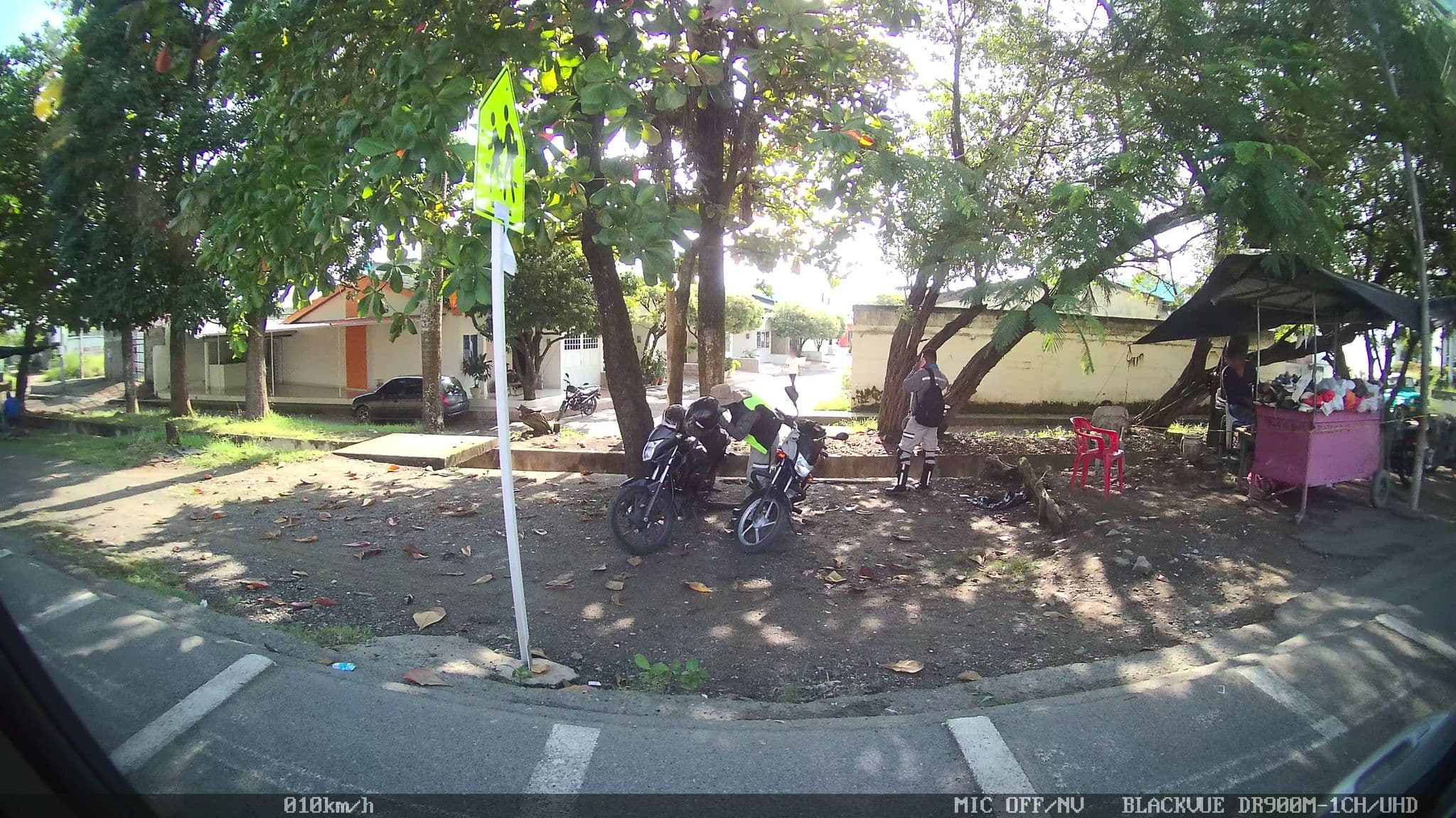 Street view near La Isabela Suites, Montería — © kaart_2 (CC BY-SA · Mapillary)