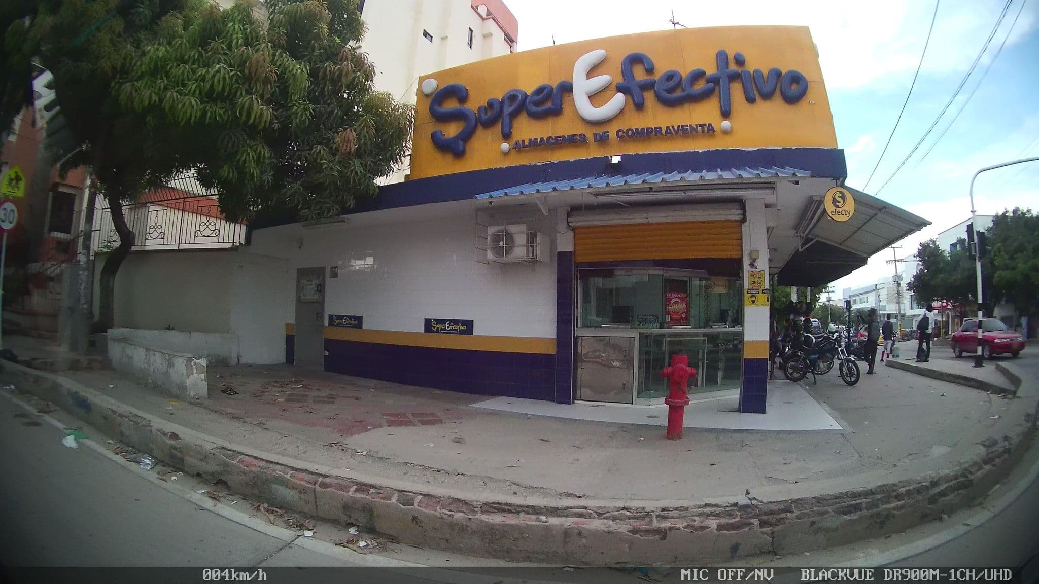 Street view near Hotel la Cordialidad, Barranquilla — © kaart_2 (CC BY-SA · Mapillary)