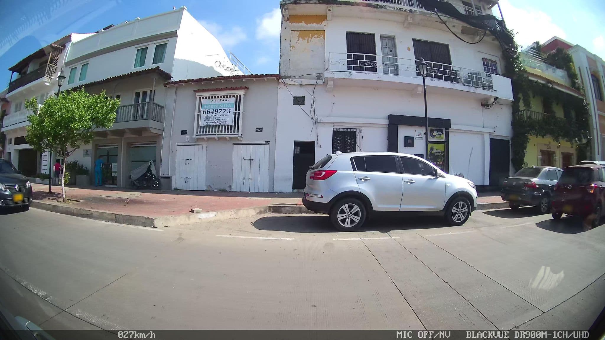 Street view near Allure bonbon, Cartagena — © kaart_2 (CC BY-SA · Mapillary)