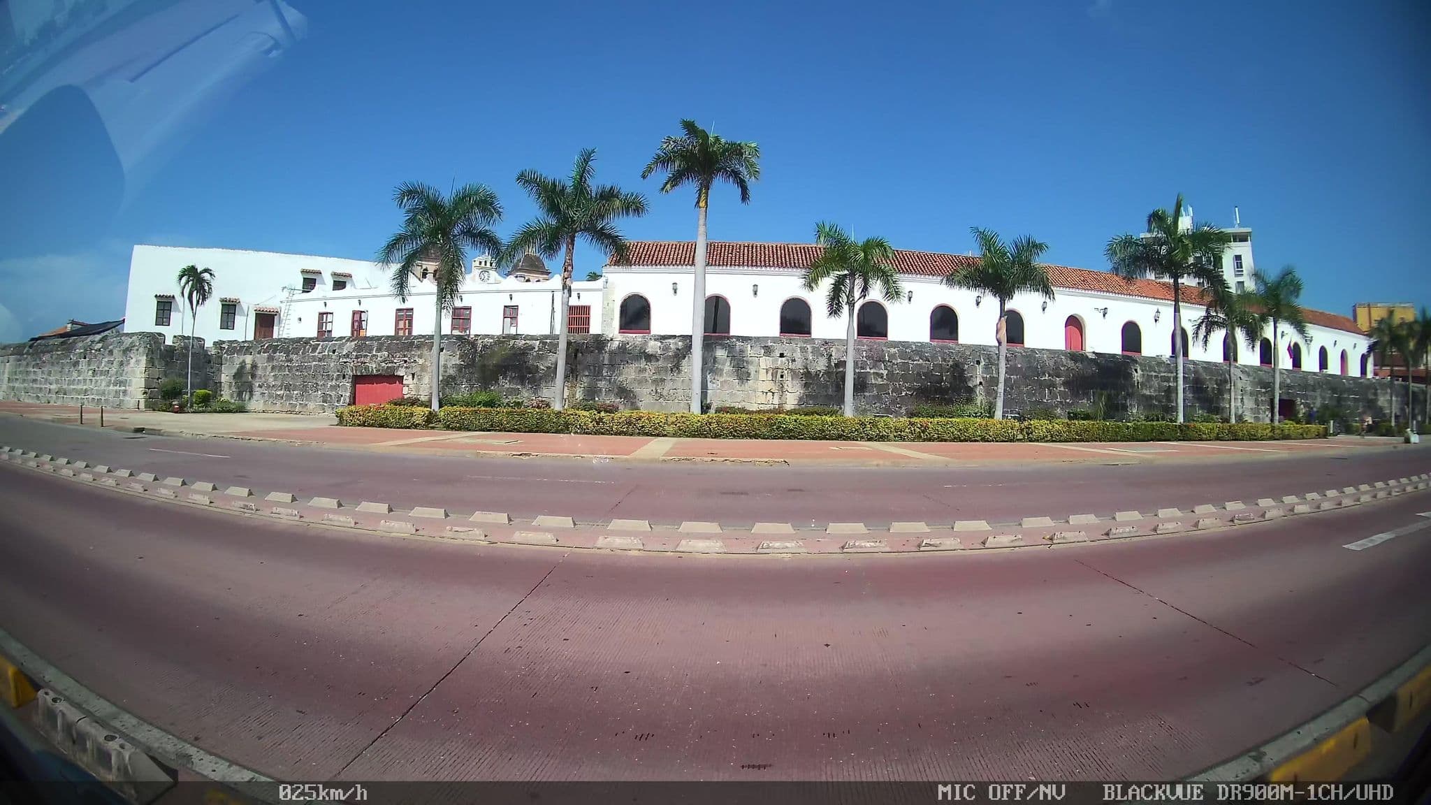 Street view near Centro calle Santadomingo, Cartagena — © kaart_2 (CC BY-SA · Mapillary)
