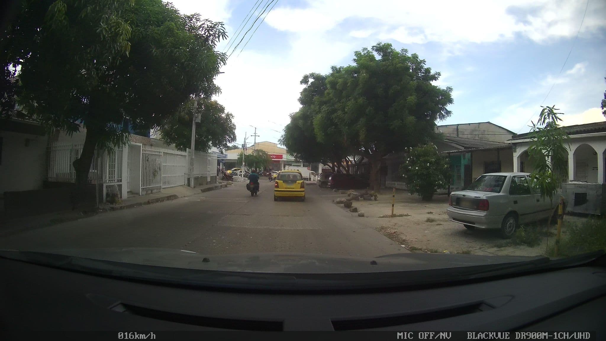 Street view near Elvis Hotel, Barranquilla — © kaart_2 (CC BY-SA · Mapillary)