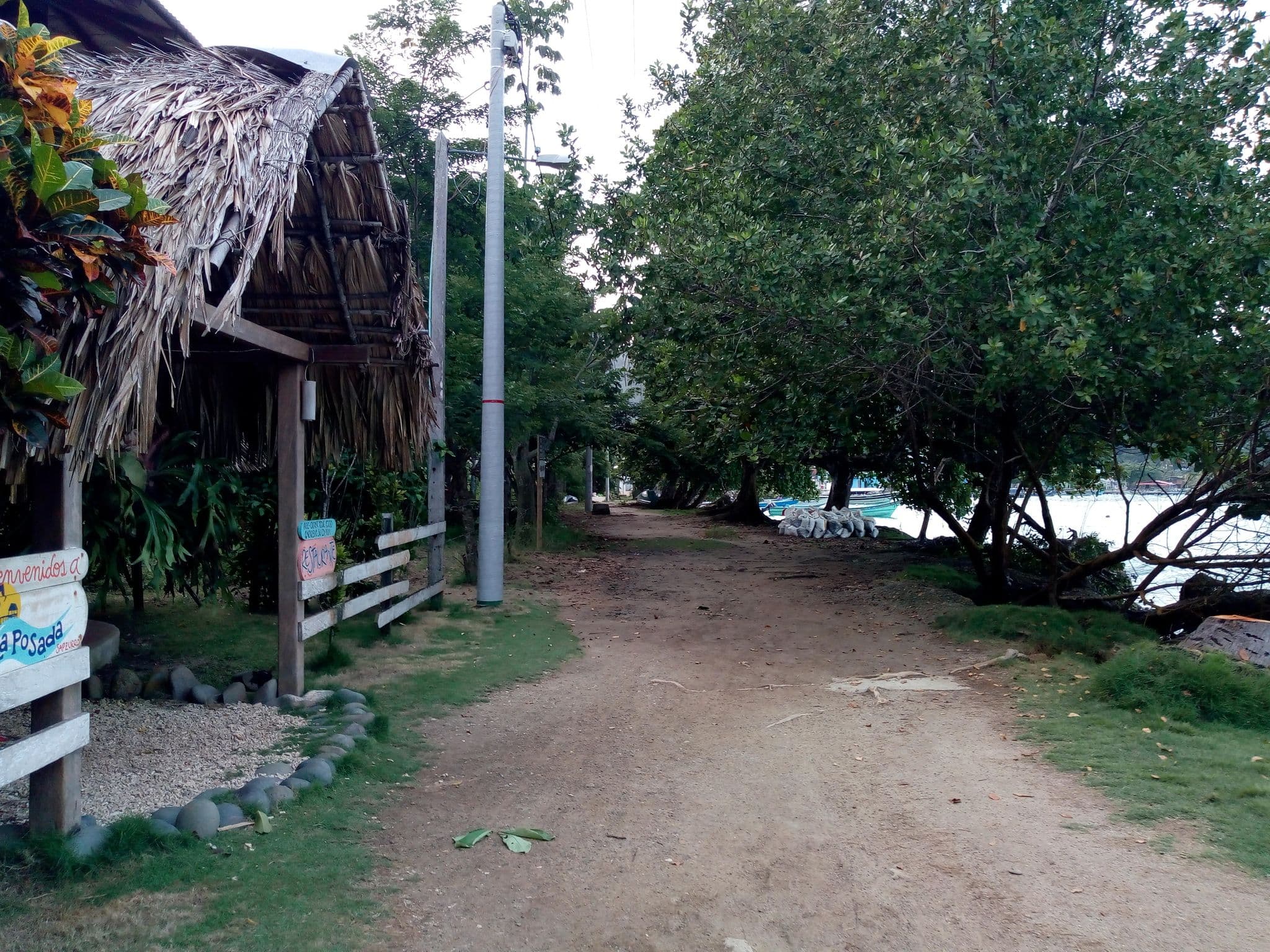 Street view near Página: Sapzurro La Posada, Capurganá — © kleper (CC BY-SA · Mapillary)