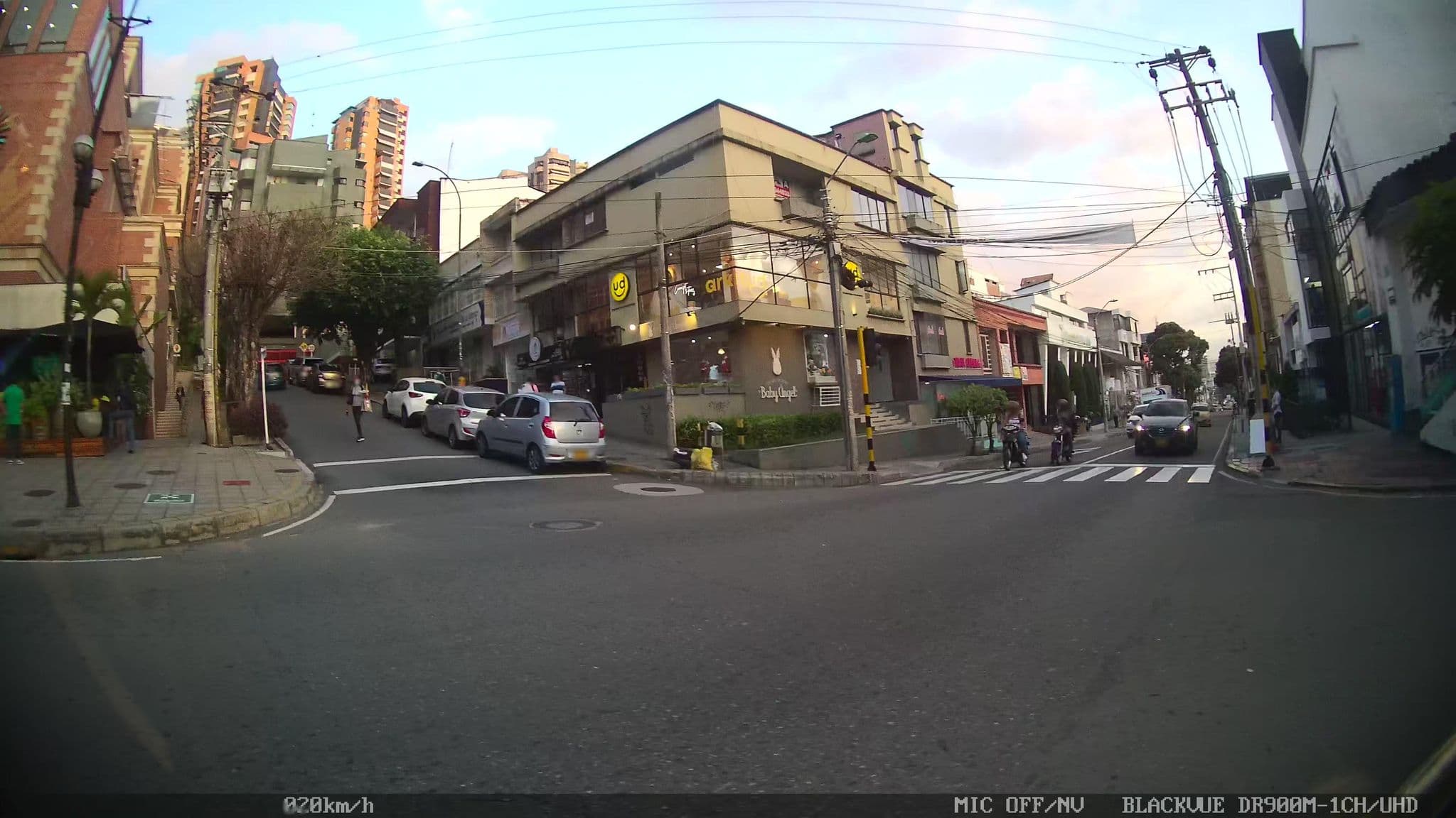 Street view near Proyectos Y Construcciones S.A., Bucaramanga — © kaart_2 (CC BY-SA · Mapillary)
