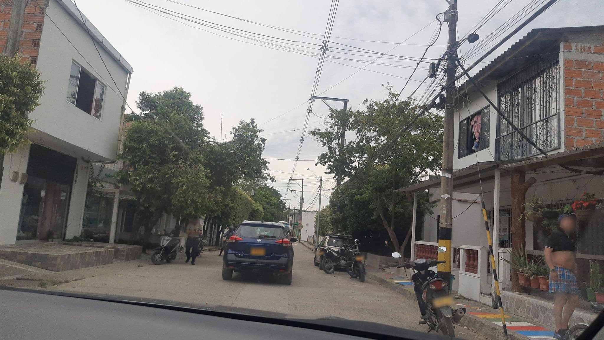 Street view near Hotel Porton de Oriente - Puerto Triunfo, Puerto Triunfo — © luiscame (CC BY-SA · Mapillary)
